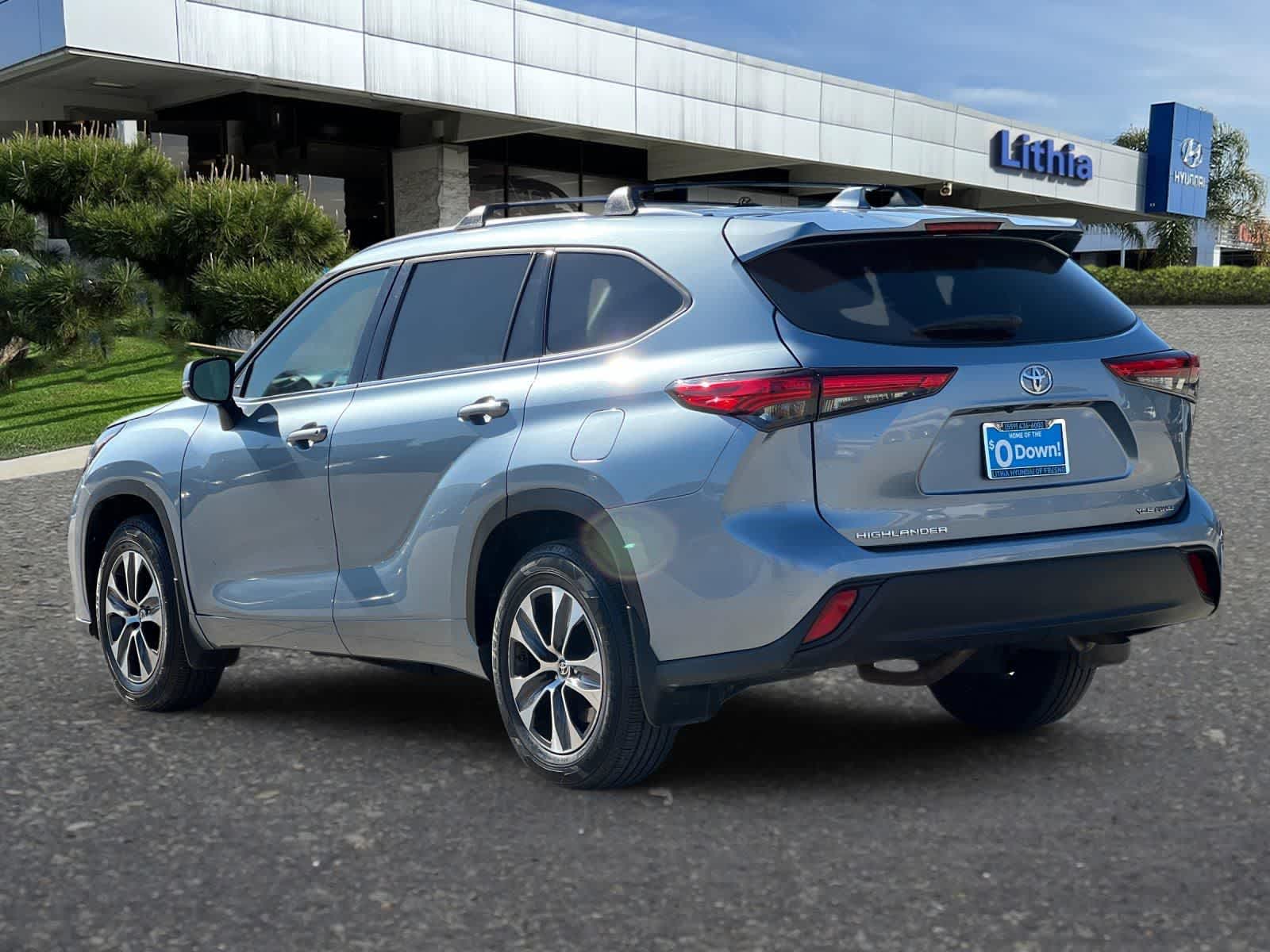 Thumbnail: 2020 Toyota Highlander - 7