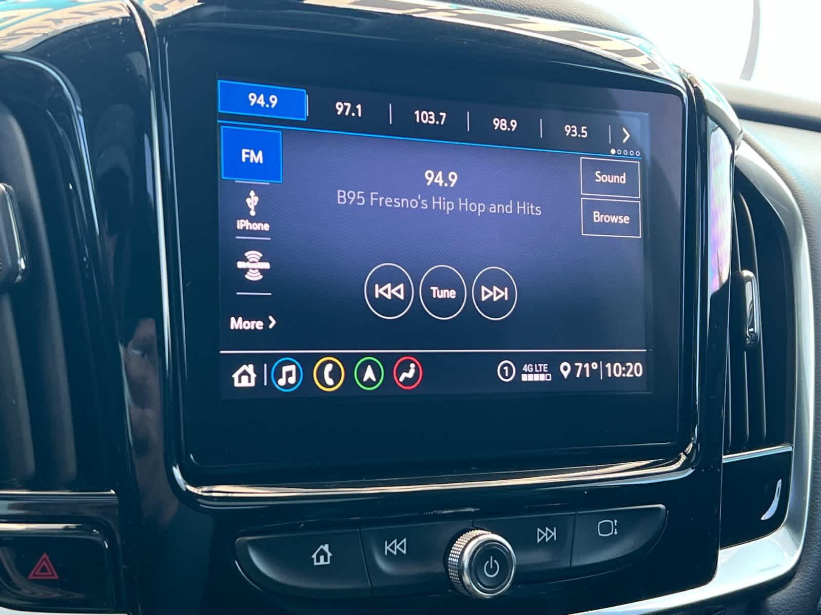 Thumbnail: 2021 Chevrolet Traverse - 19