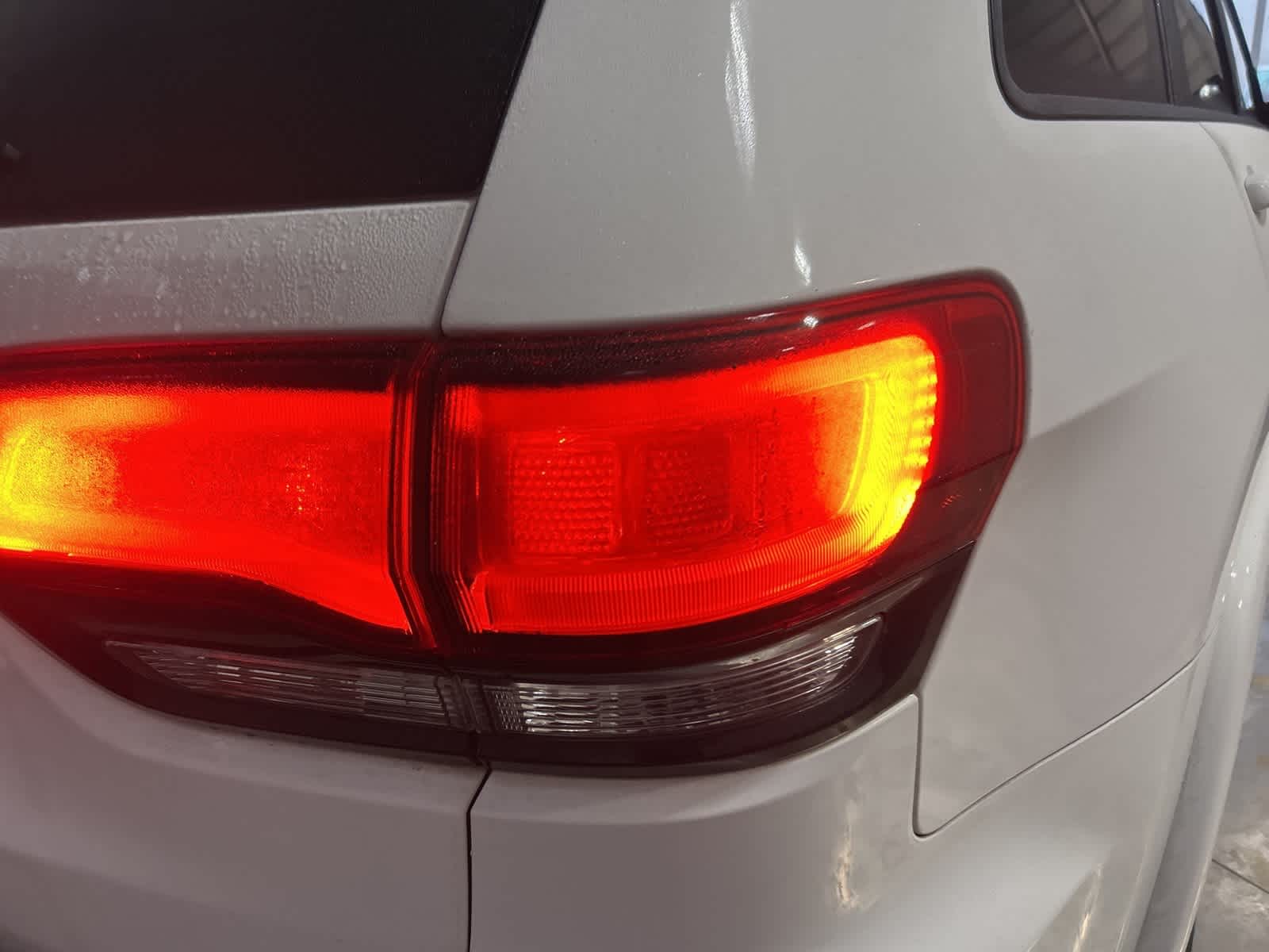 Thumbnail: 2019 Jeep Grand Cherokee - 10