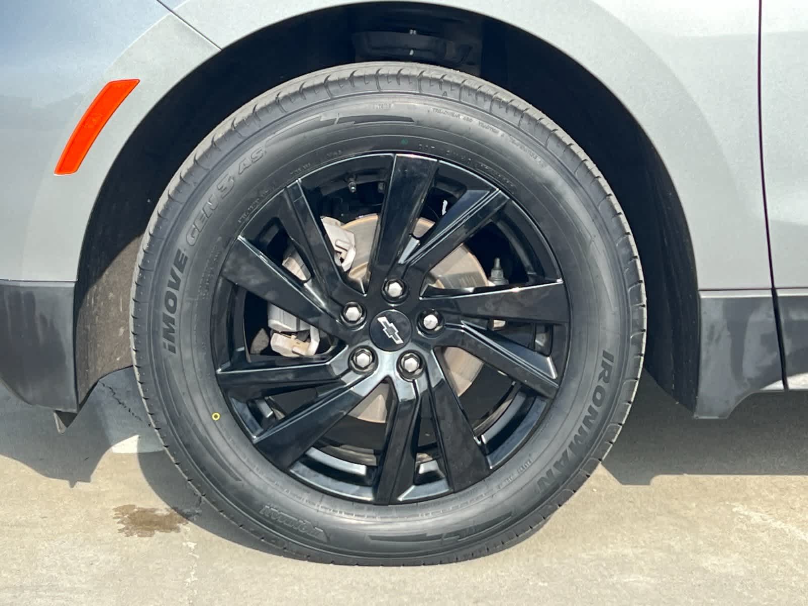 Thumbnail: 2023 Chevrolet Equinox - 25