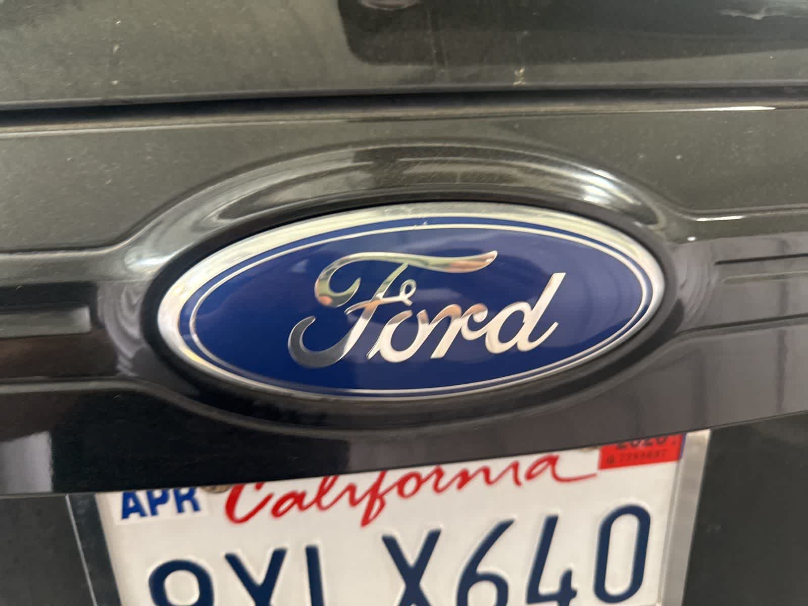 Thumbnail: 2011 Ford Edge - 14