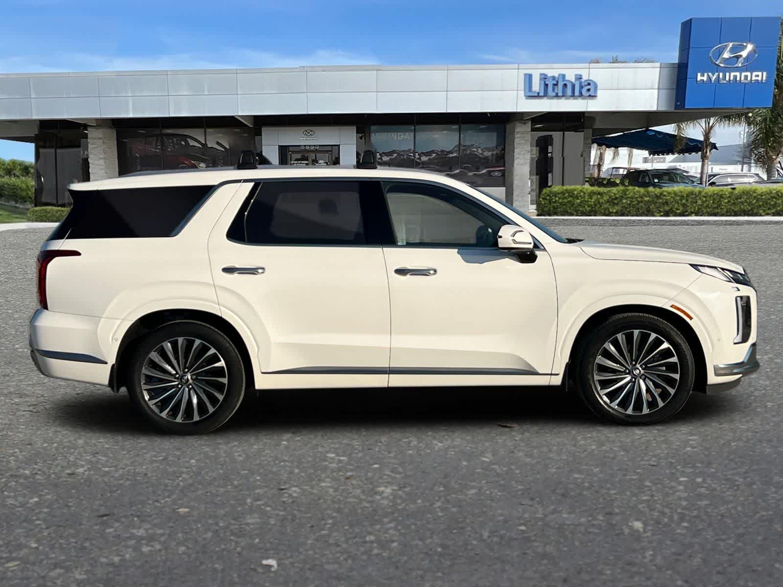 Thumbnail: 2023 Hyundai Palisade - 9