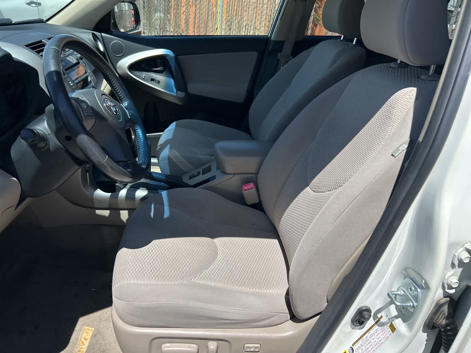 Thumbnail: 2008 Toyota RAV4 - 26