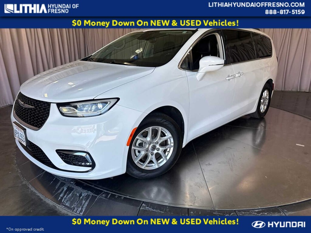 Used 2022 Chrysler Pacifica Touring L Van Passenger Van