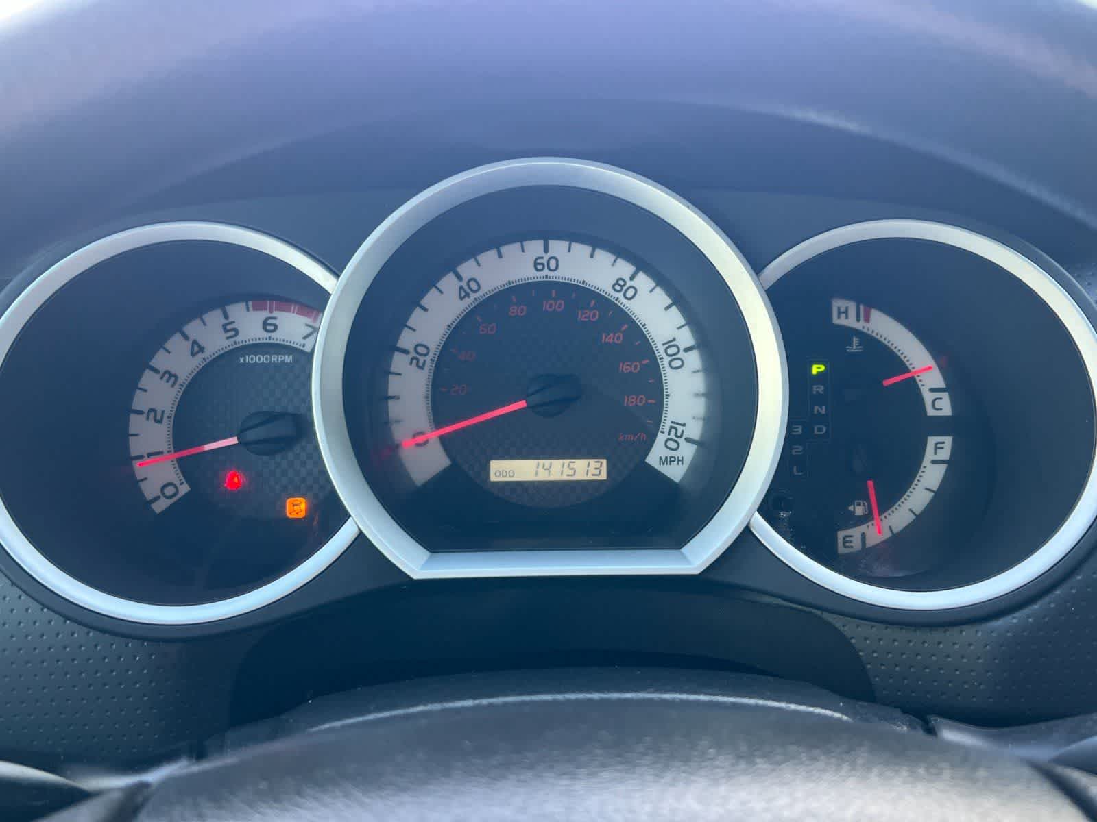 Thumbnail: 2015 Toyota Tacoma - 22