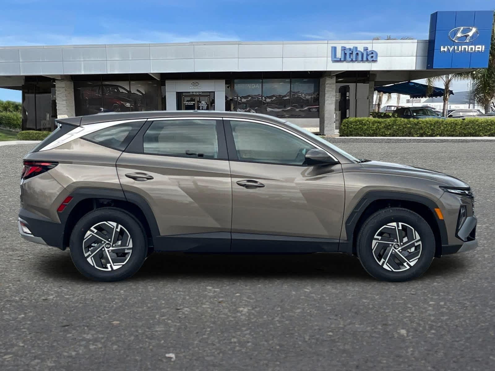 Thumbnail: 2026 Hyundai Tucson - 8