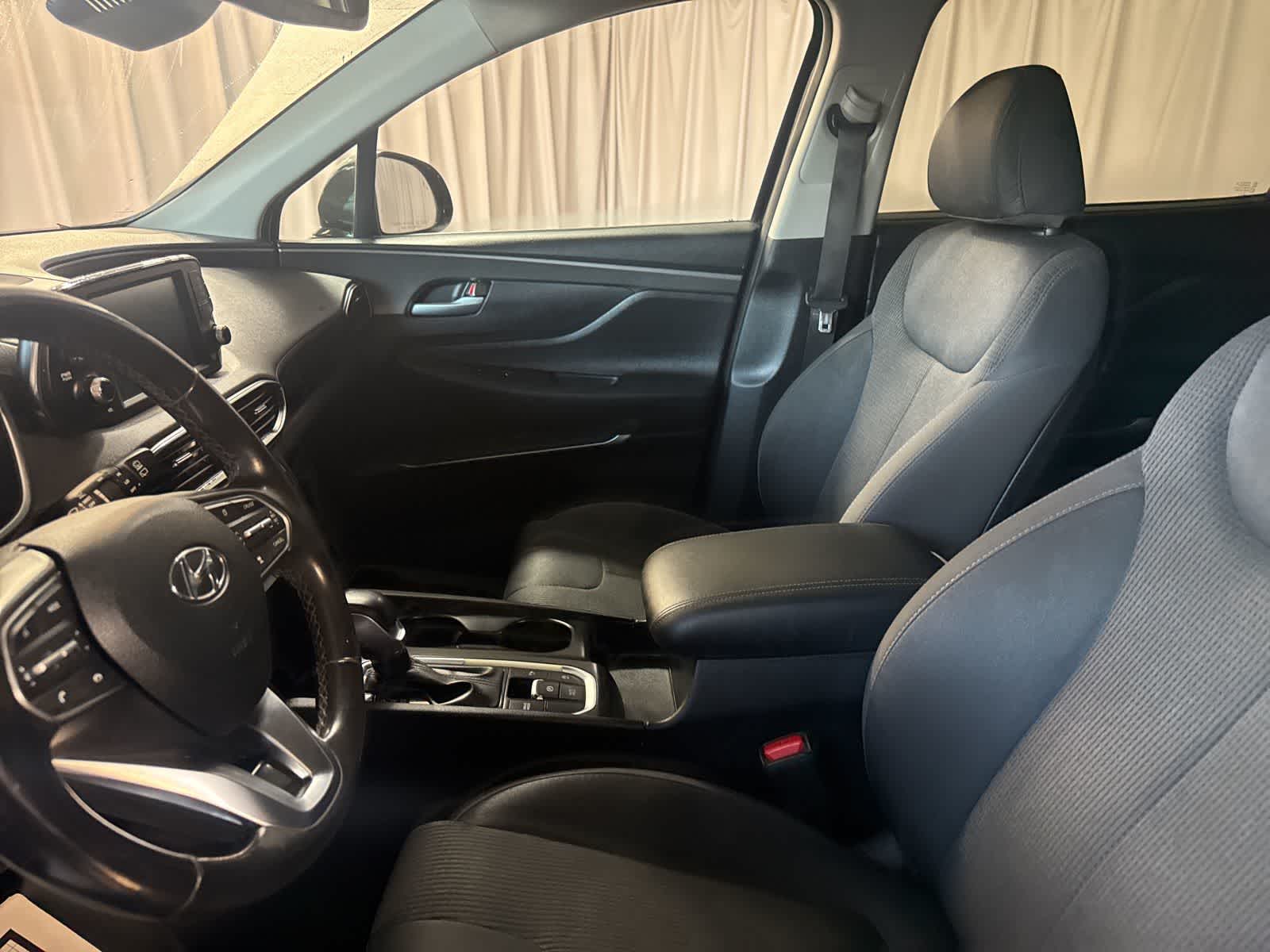 Thumbnail: 2020 Hyundai Santa Fe - 20