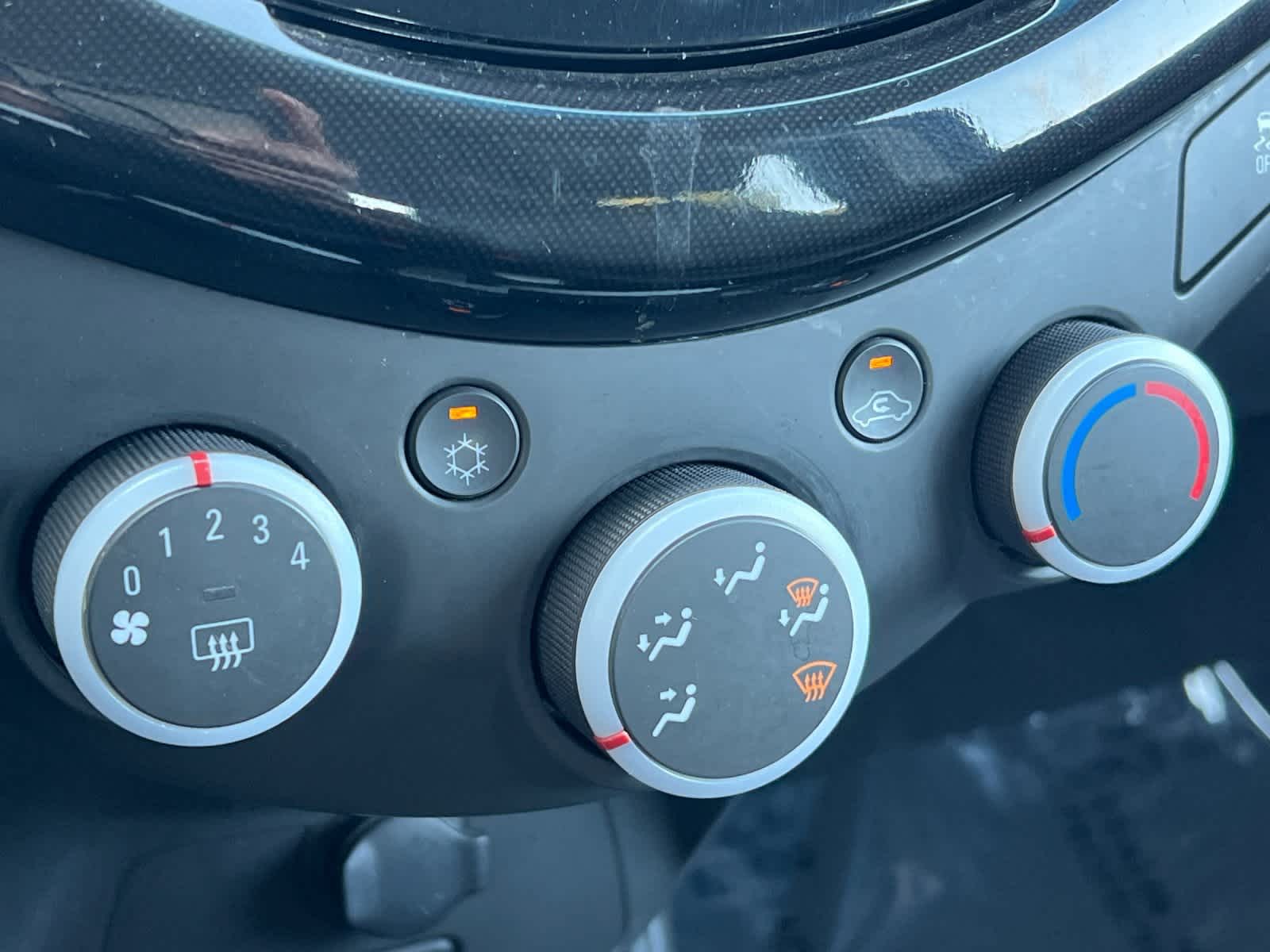 Thumbnail: 2015 Chevrolet Spark - 20