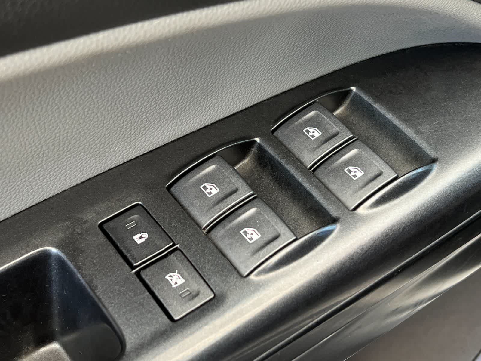 Thumbnail: 2019 Chevrolet Colorado - 14