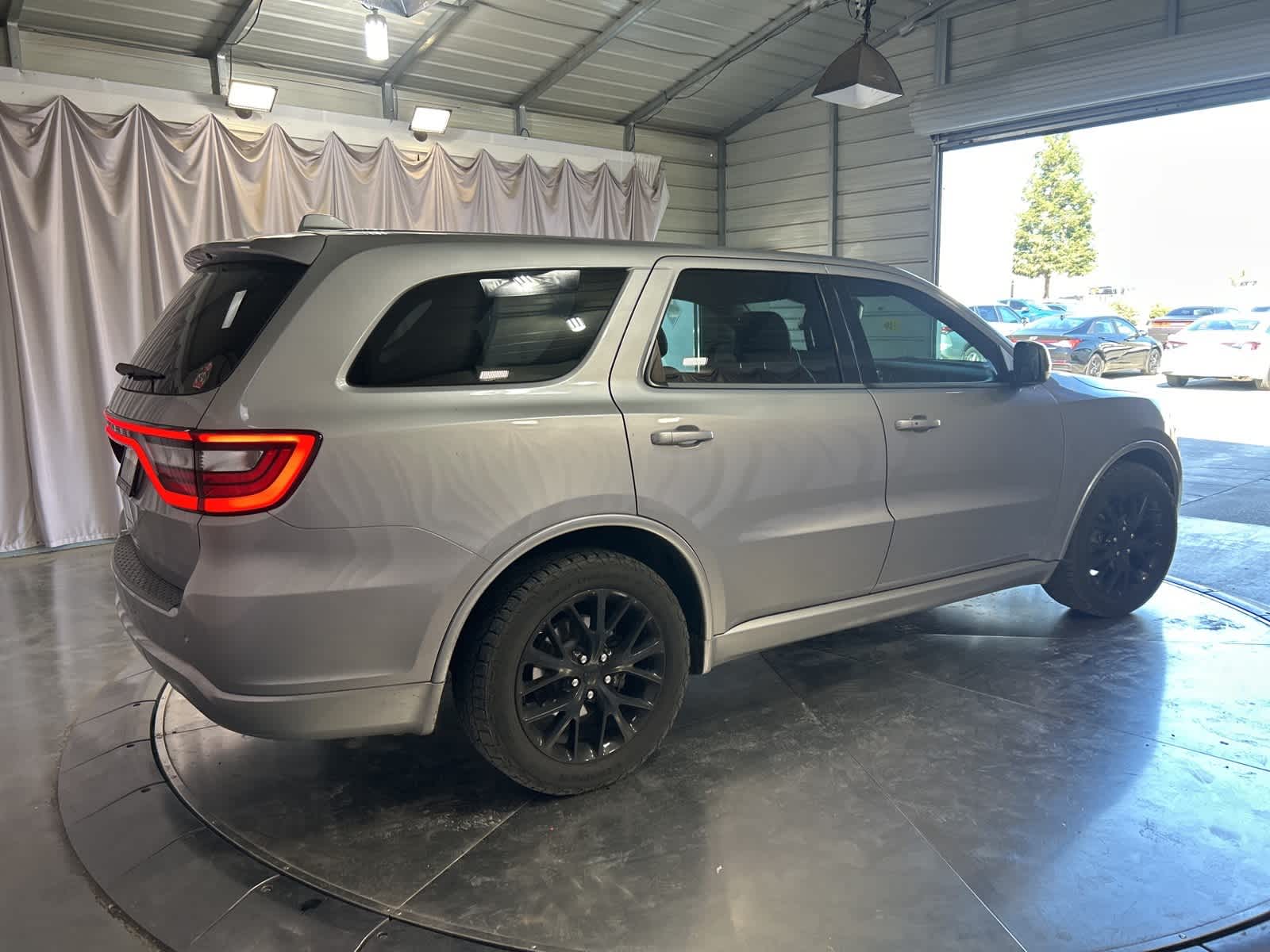 Thumbnail: 2016 Dodge Durango - 8