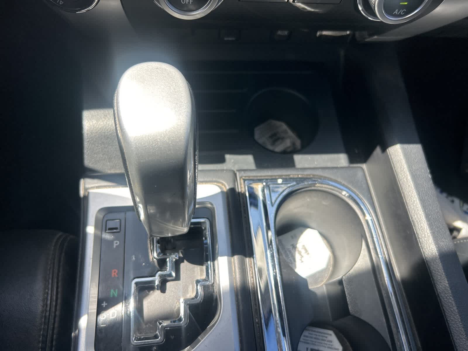 Thumbnail: 2014 Toyota Tundra - 31