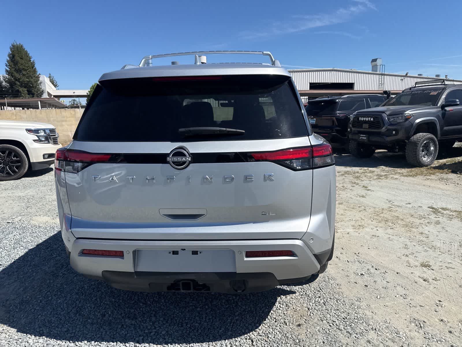 Thumbnail: 2025 Nissan Pathfinder - 6