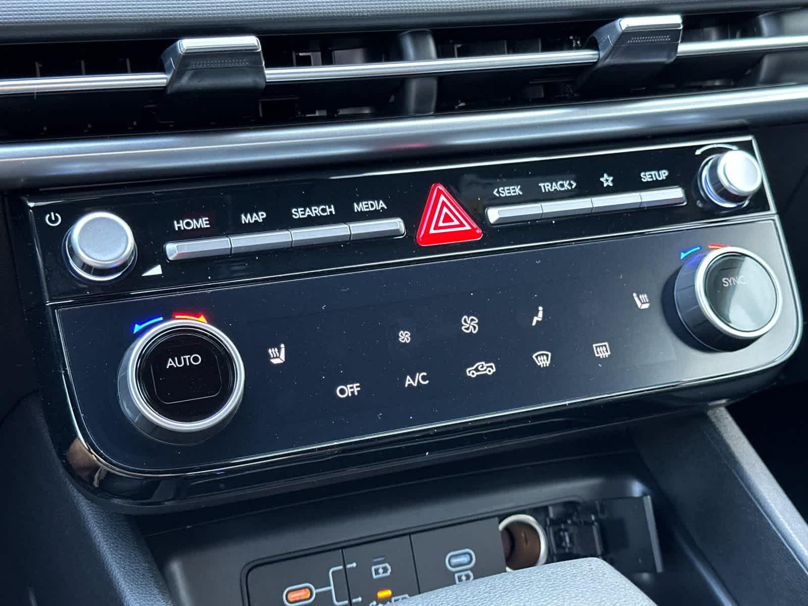 Thumbnail: 2026 Hyundai Santa Cruz - 19