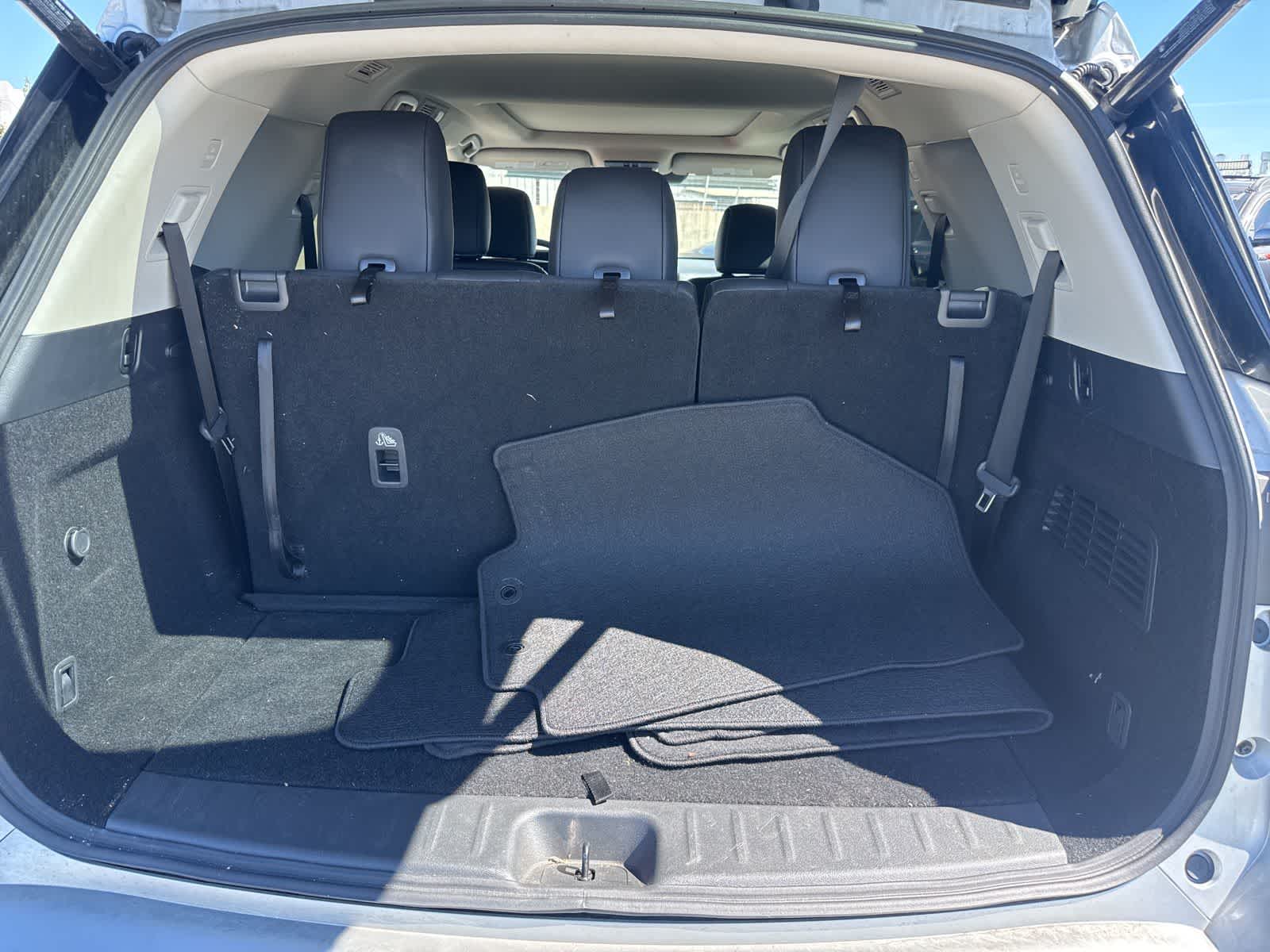 Thumbnail: 2025 Nissan Pathfinder - 16