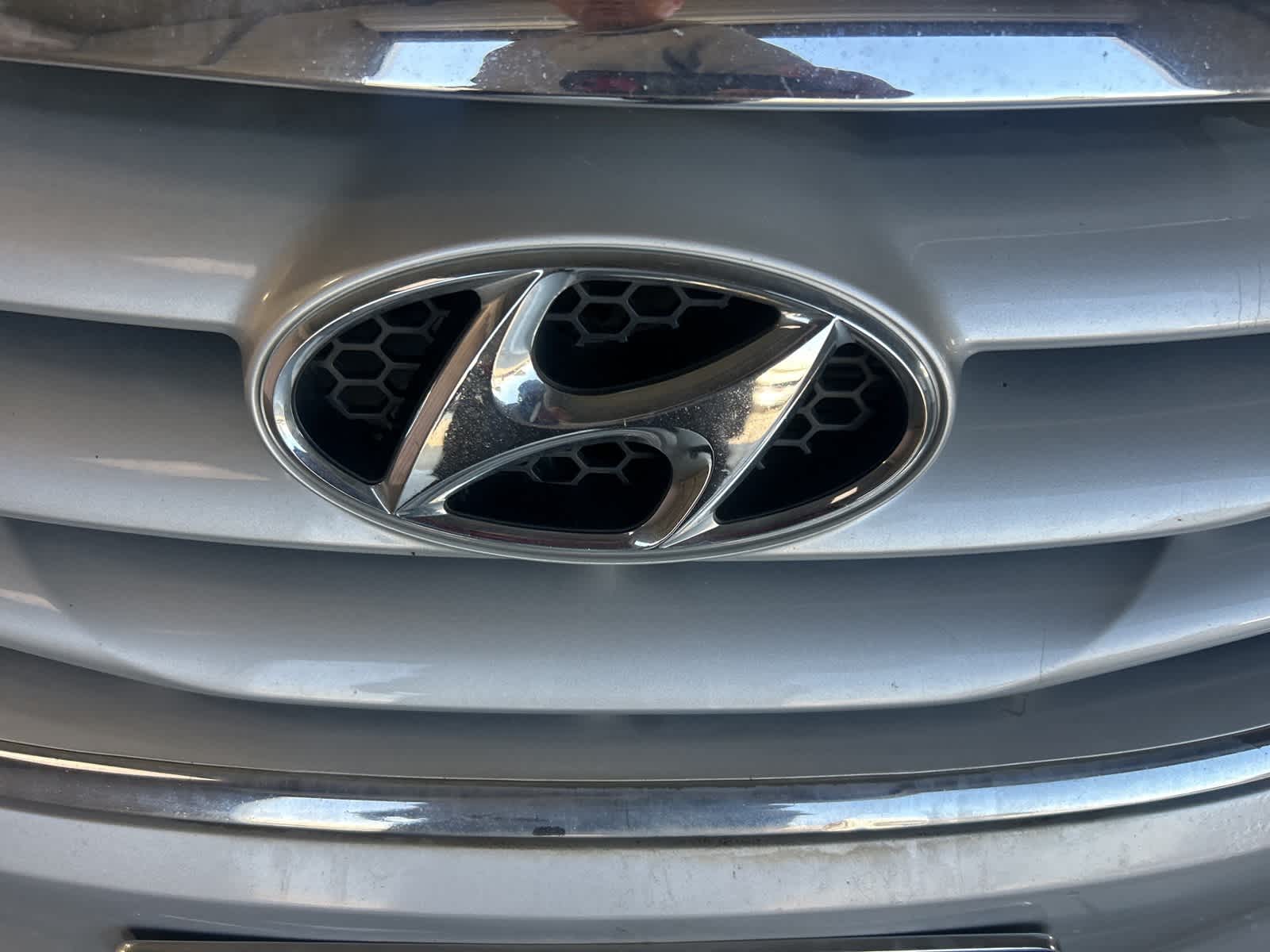 Thumbnail: 2011 Hyundai Sonata - 3
