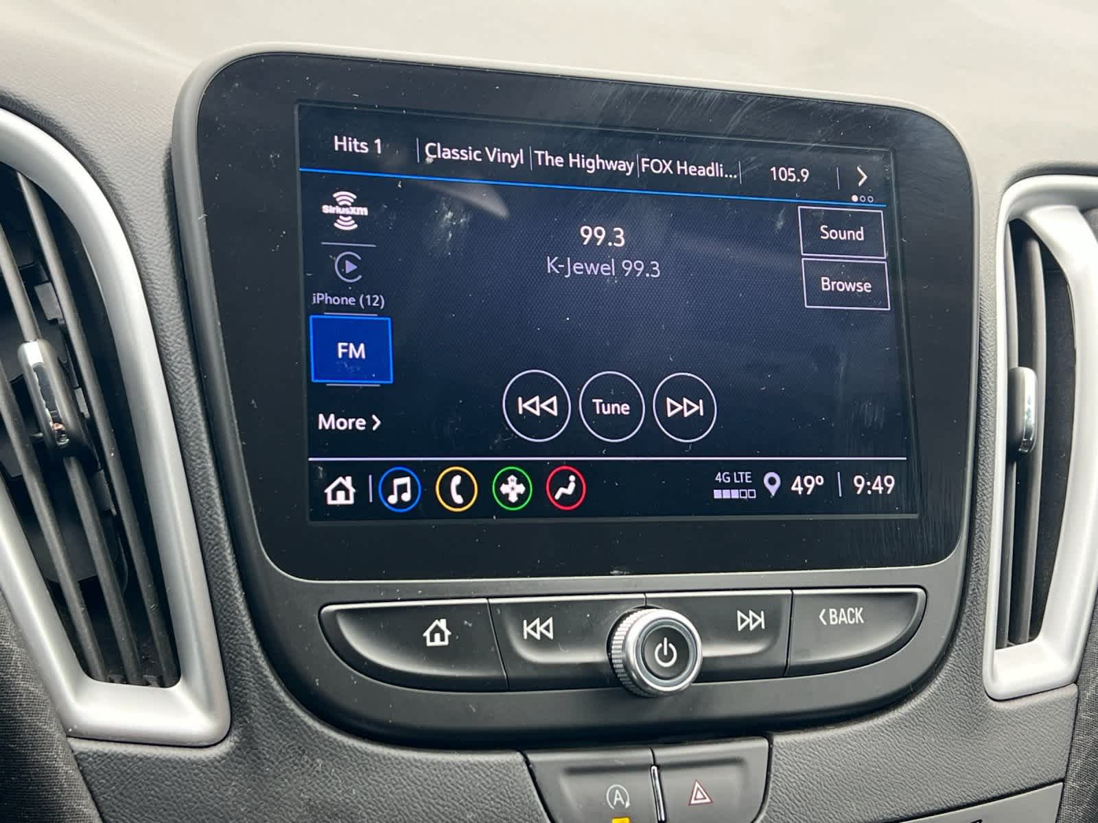 Thumbnail: 2023 Chevrolet Malibu - 17