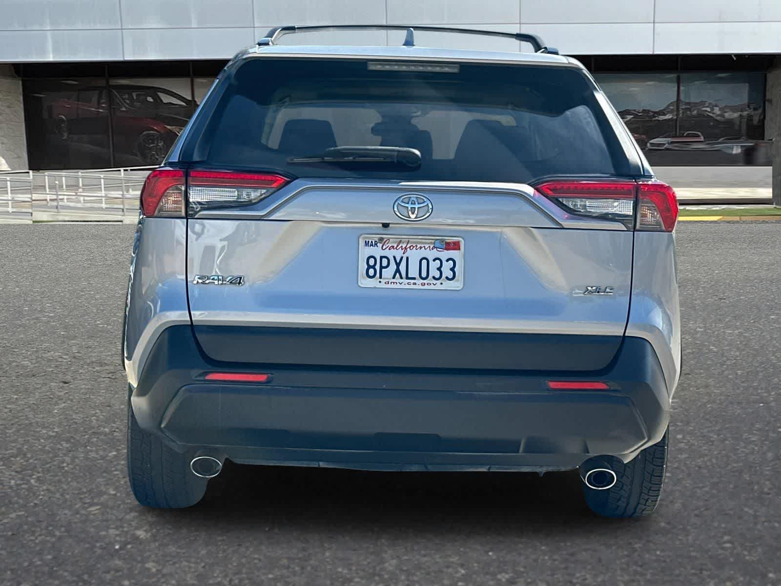 Thumbnail: 2020 Toyota RAV4 - 9