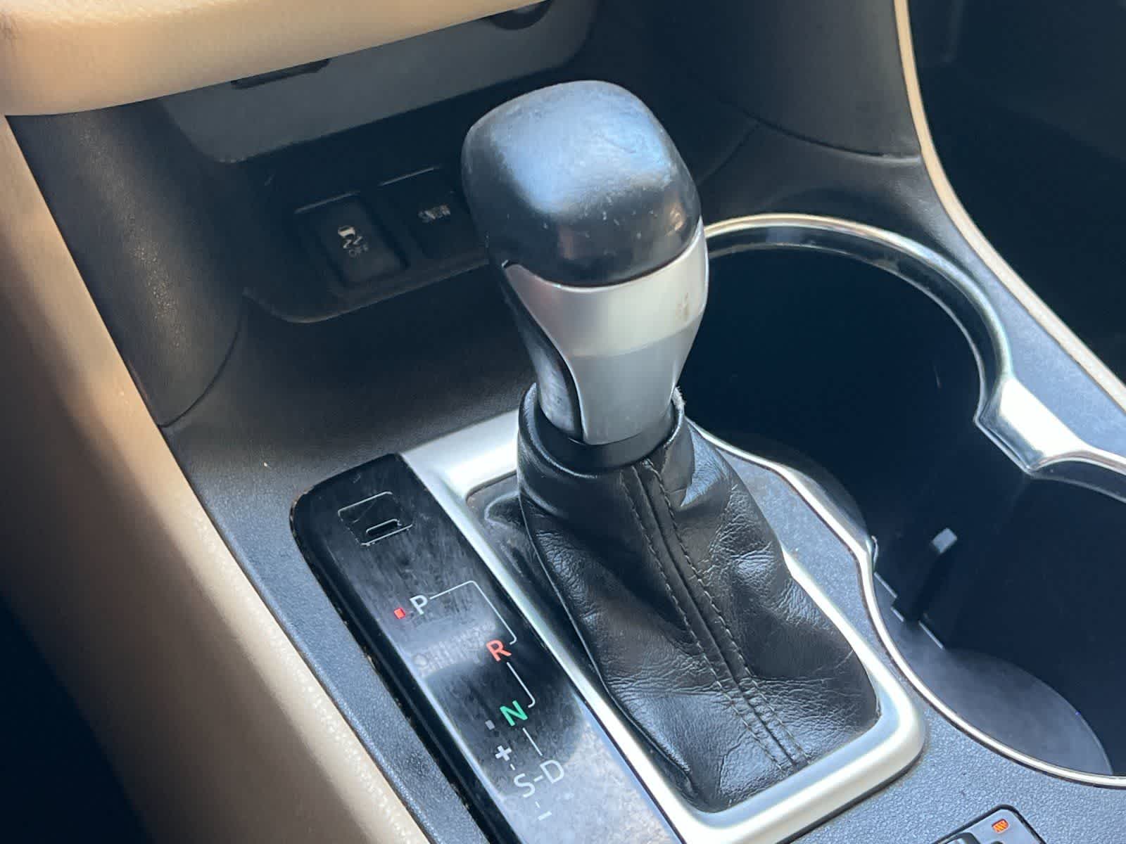 Thumbnail: 2015 Toyota Highlander - 22