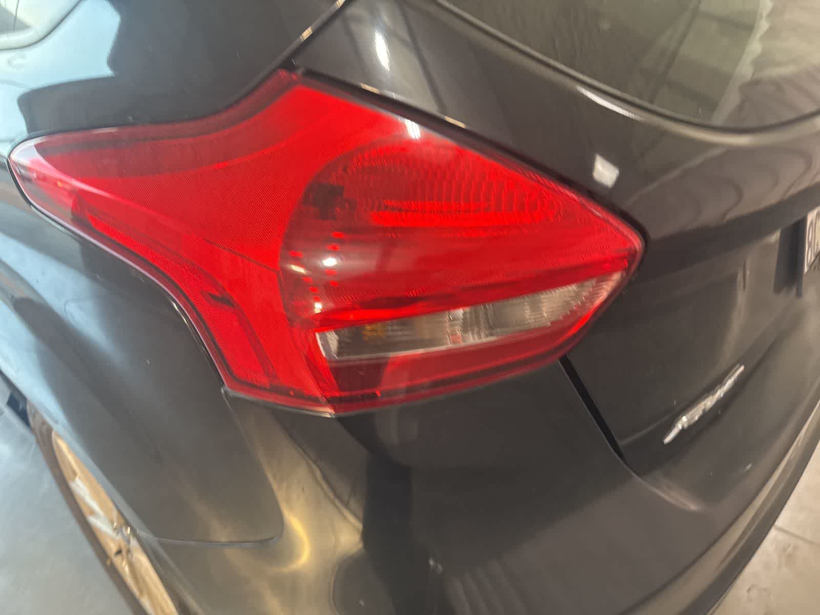 Thumbnail: 2016 Ford Focus - 11