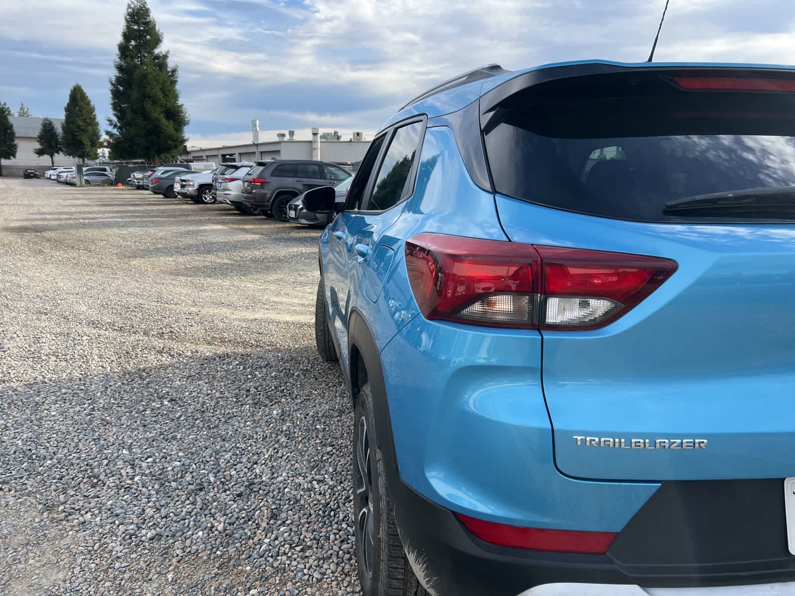 Thumbnail: 2025 Chevrolet TrailBlazer - 10