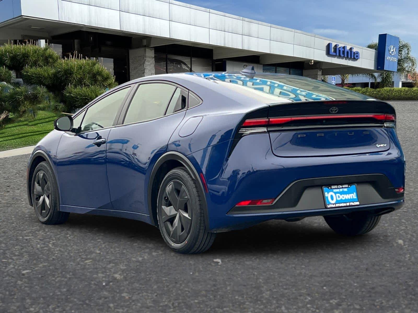 Thumbnail: 2024 Toyota Prius - 6