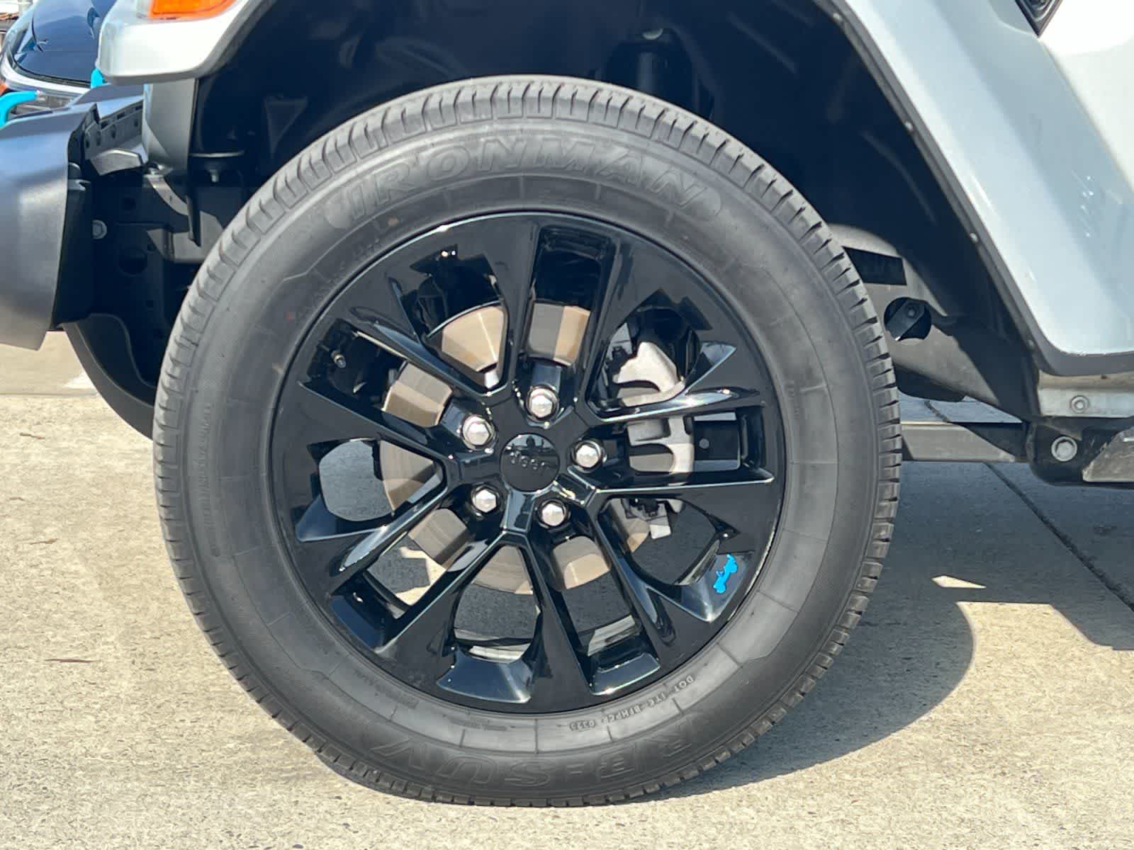 Thumbnail: 2023 Jeep Wrangler - 27