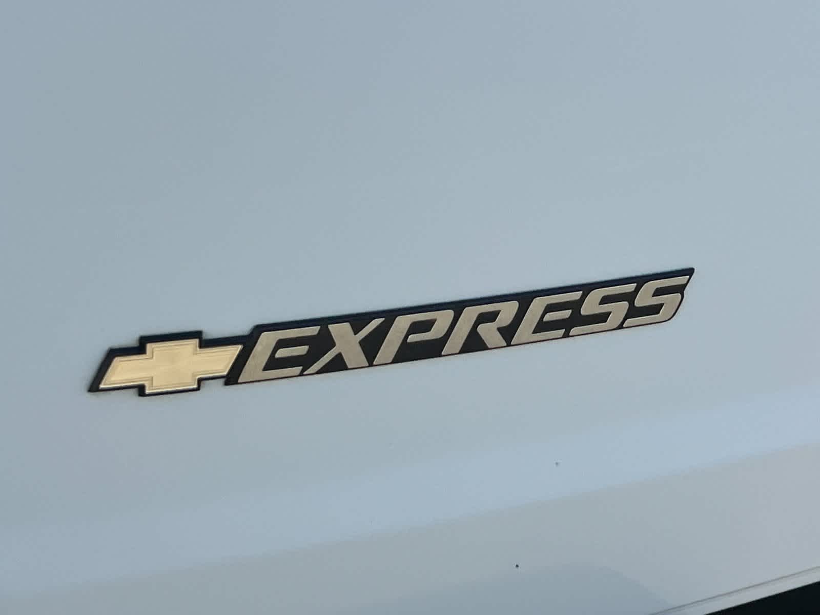 Thumbnail: 2017 Chevrolet Express - 28