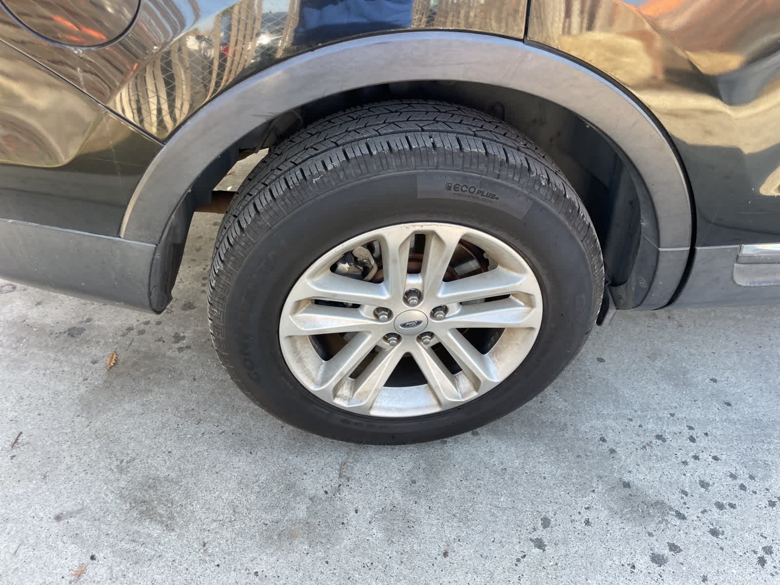 Thumbnail: 2013 Ford Explorer - 15