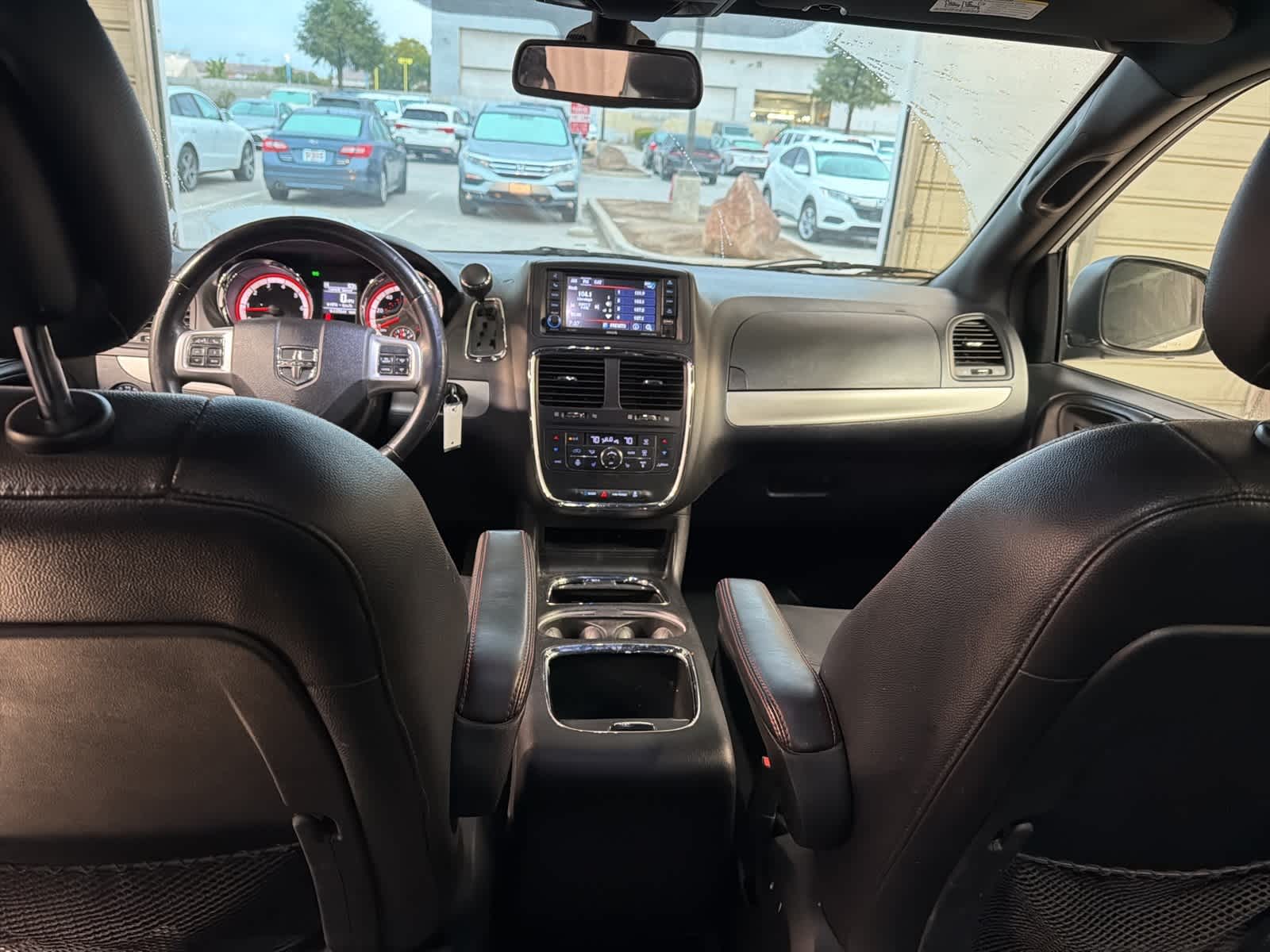 Thumbnail: 2019 Dodge Grand Caravan - 31