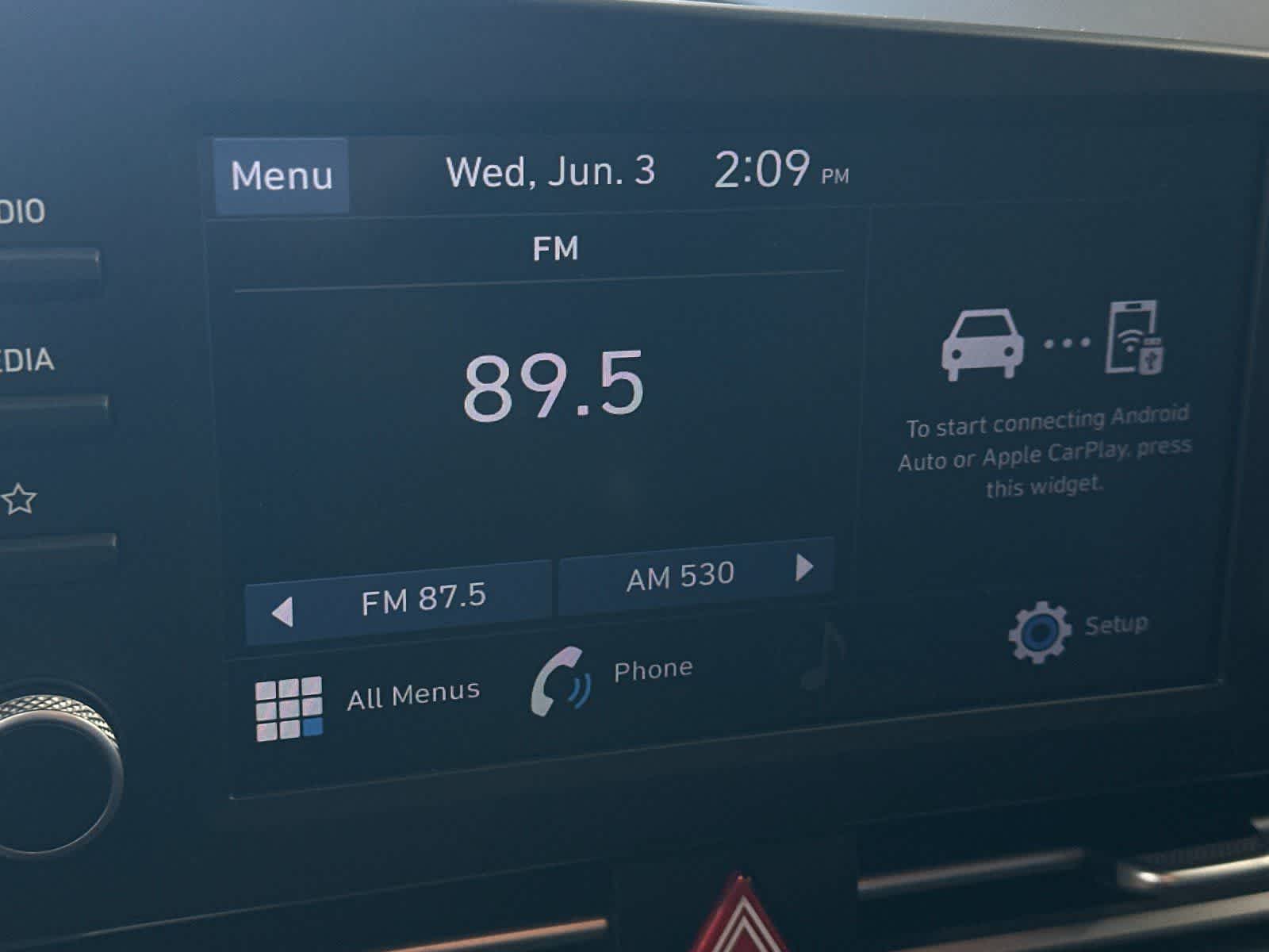 Thumbnail: 2023 Hyundai Elantra - 17
