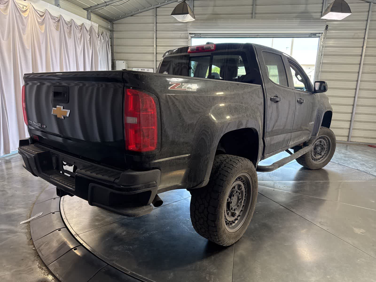 2017 Chevrolet Colorado Z71 photo 4