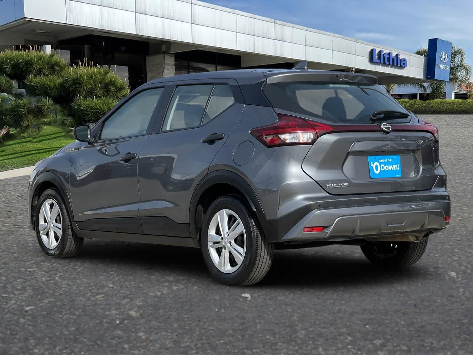 2024 Nissan Kicks S photo 6