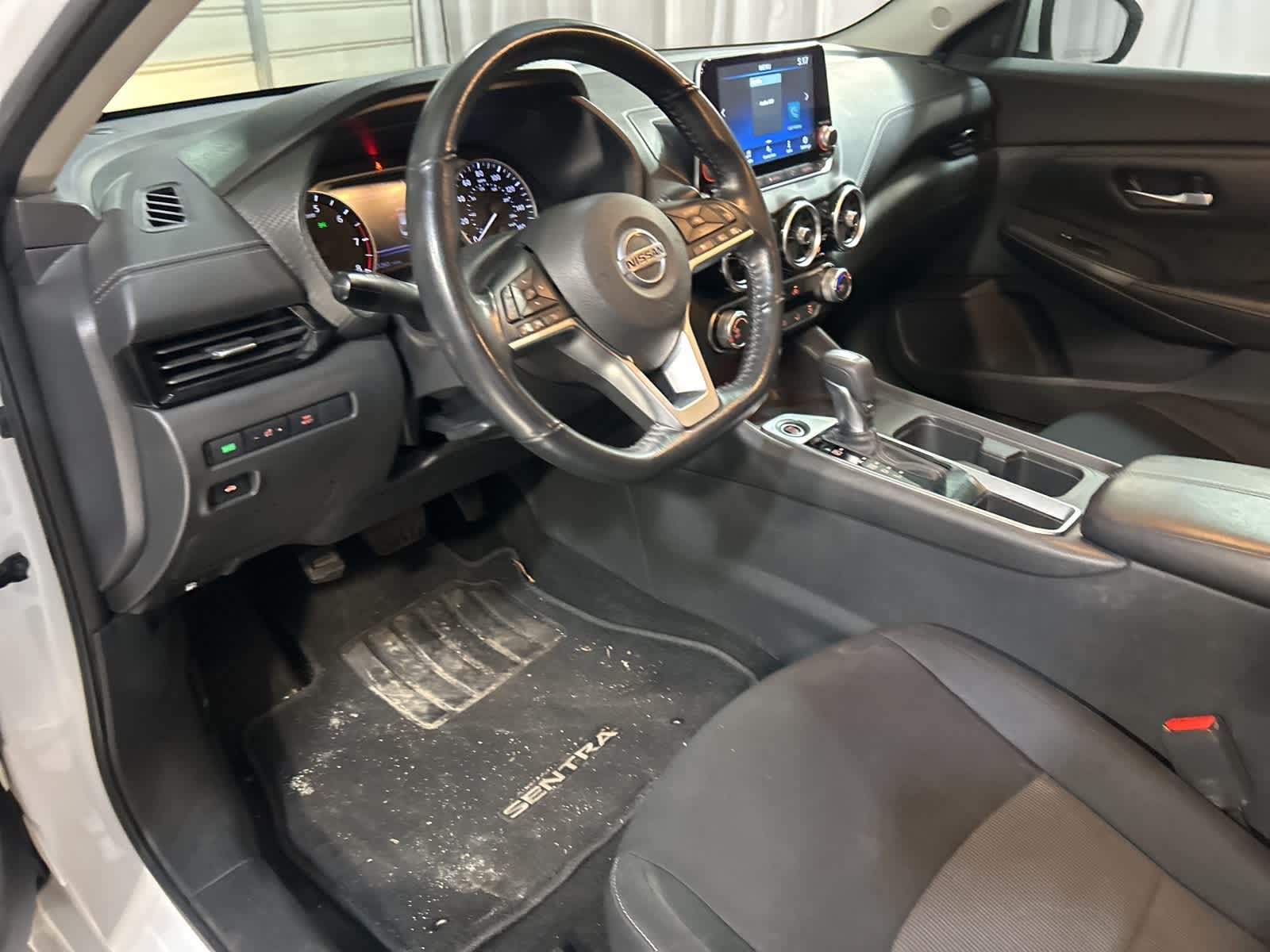 Thumbnail: 2022 Nissan Sentra - 24