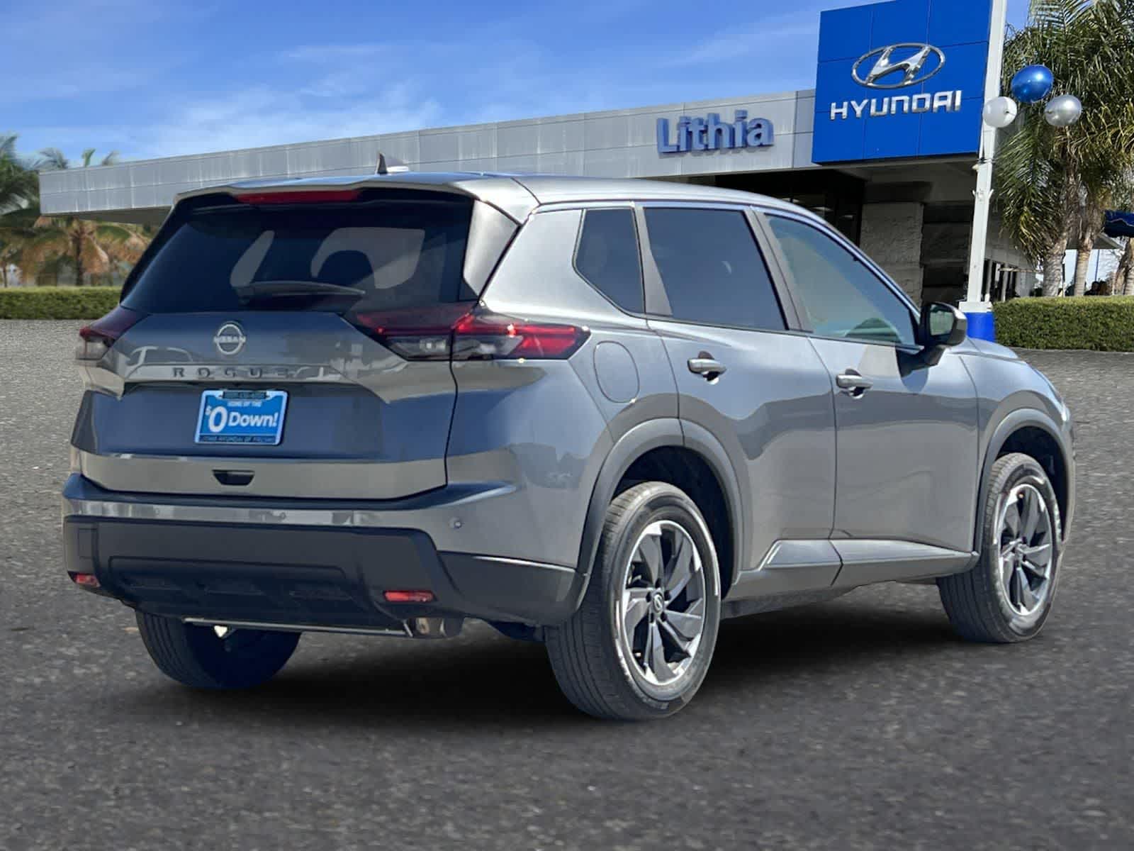 Thumbnail: 2026 Nissan Rogue - 3