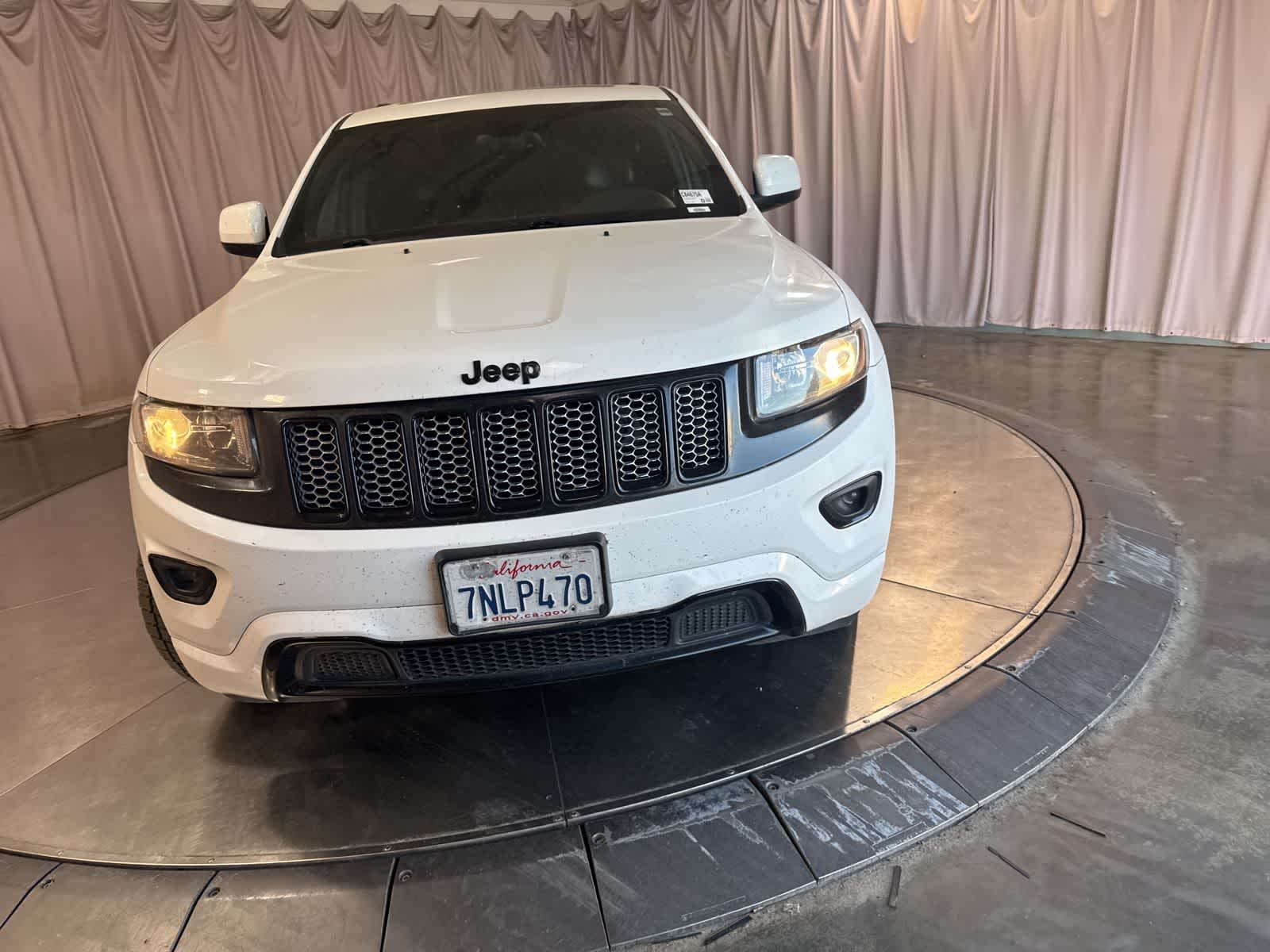 Thumbnail: 2015 Jeep Grand Cherokee - 2