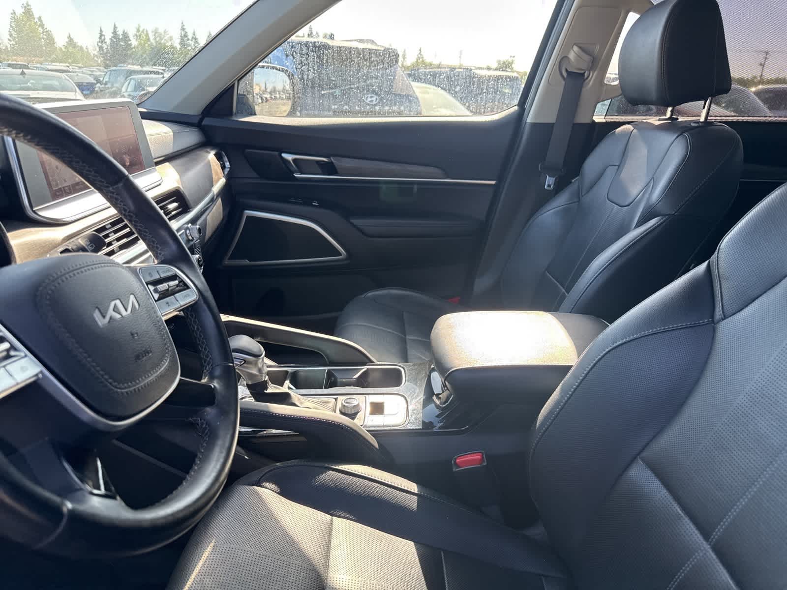 Thumbnail: 2022 Kia Telluride - 19