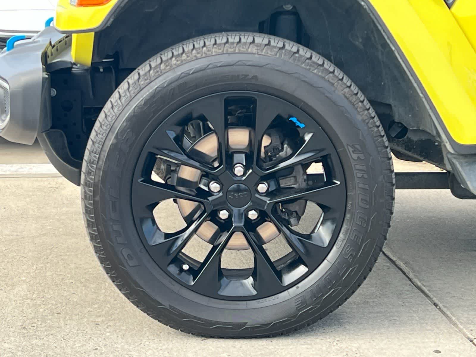 Thumbnail: 2023 Jeep Wrangler - 28