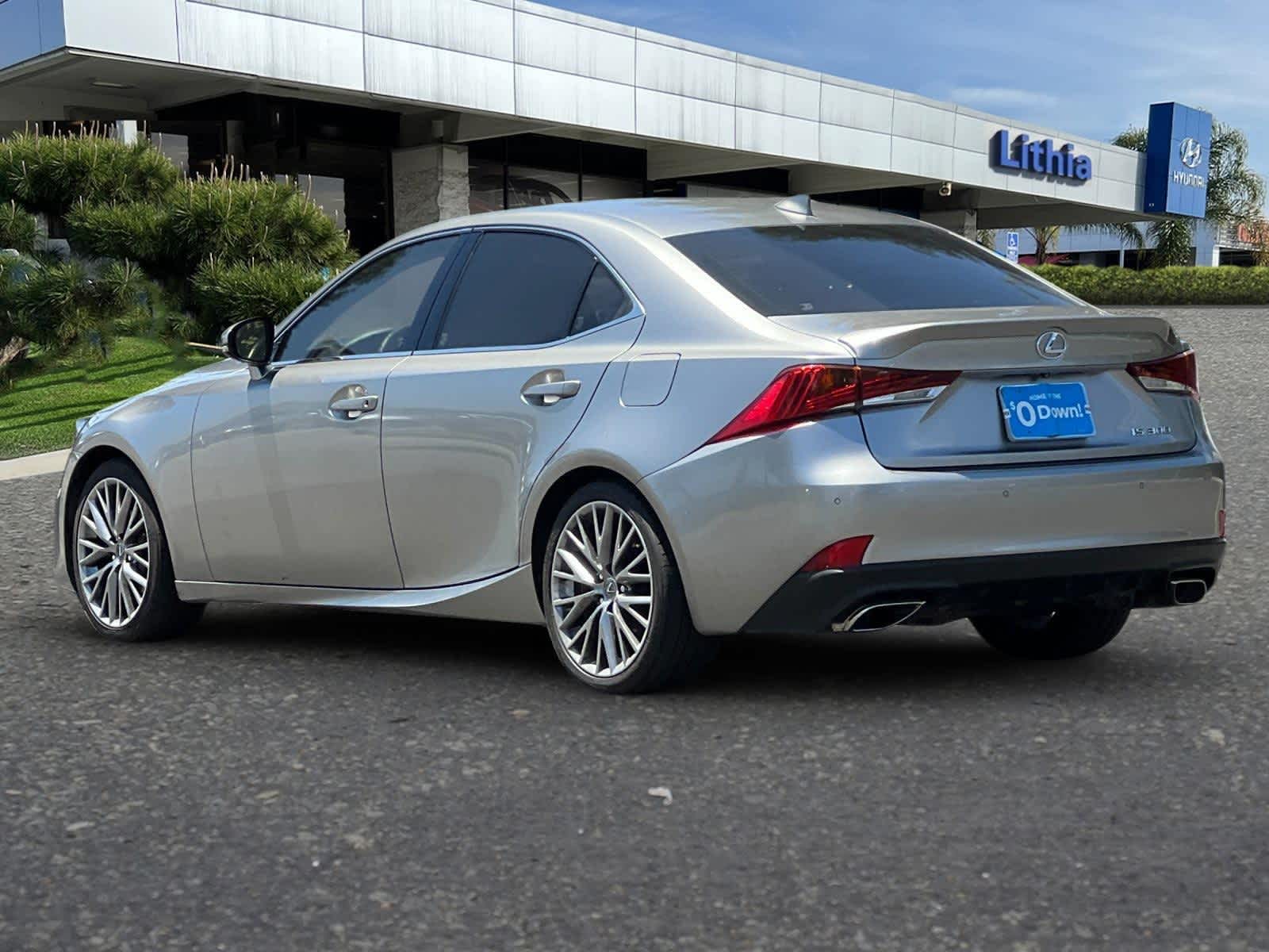 Thumbnail: 2019 Lexus IS - 6