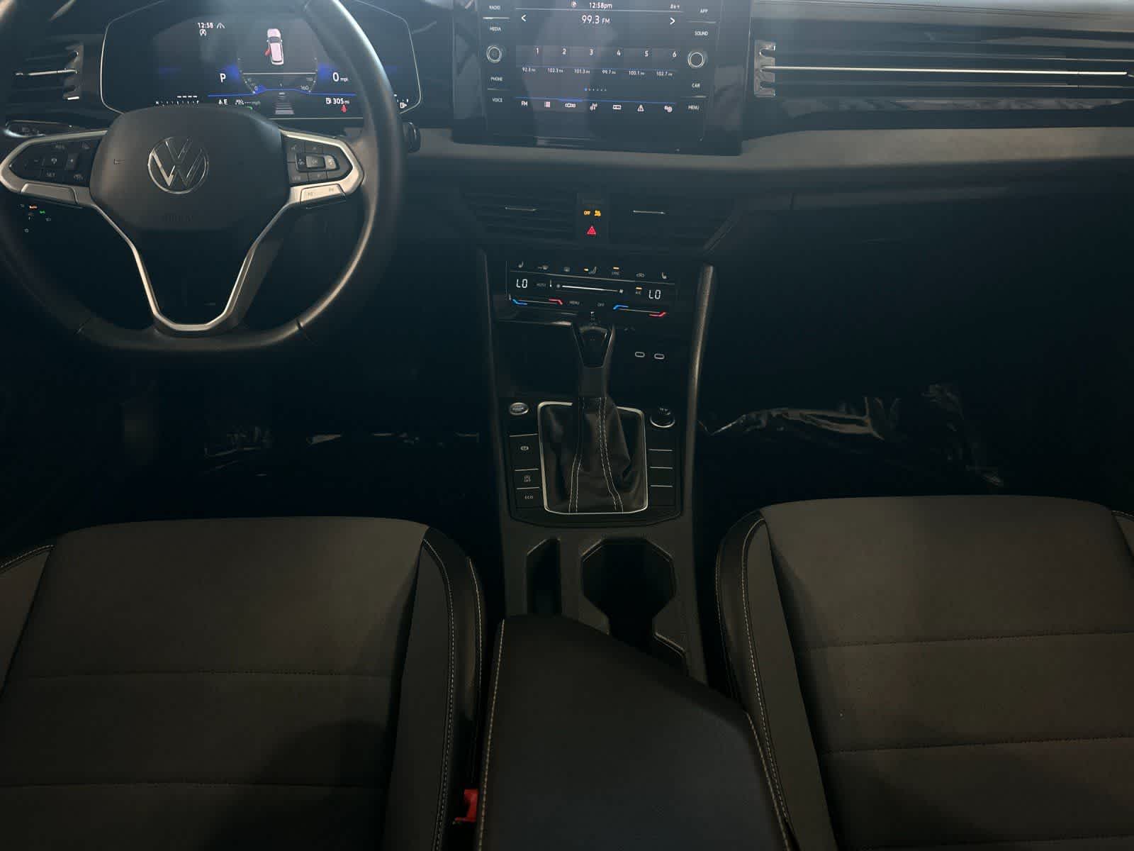 Thumbnail: 2025 Volkswagen Jetta - 4