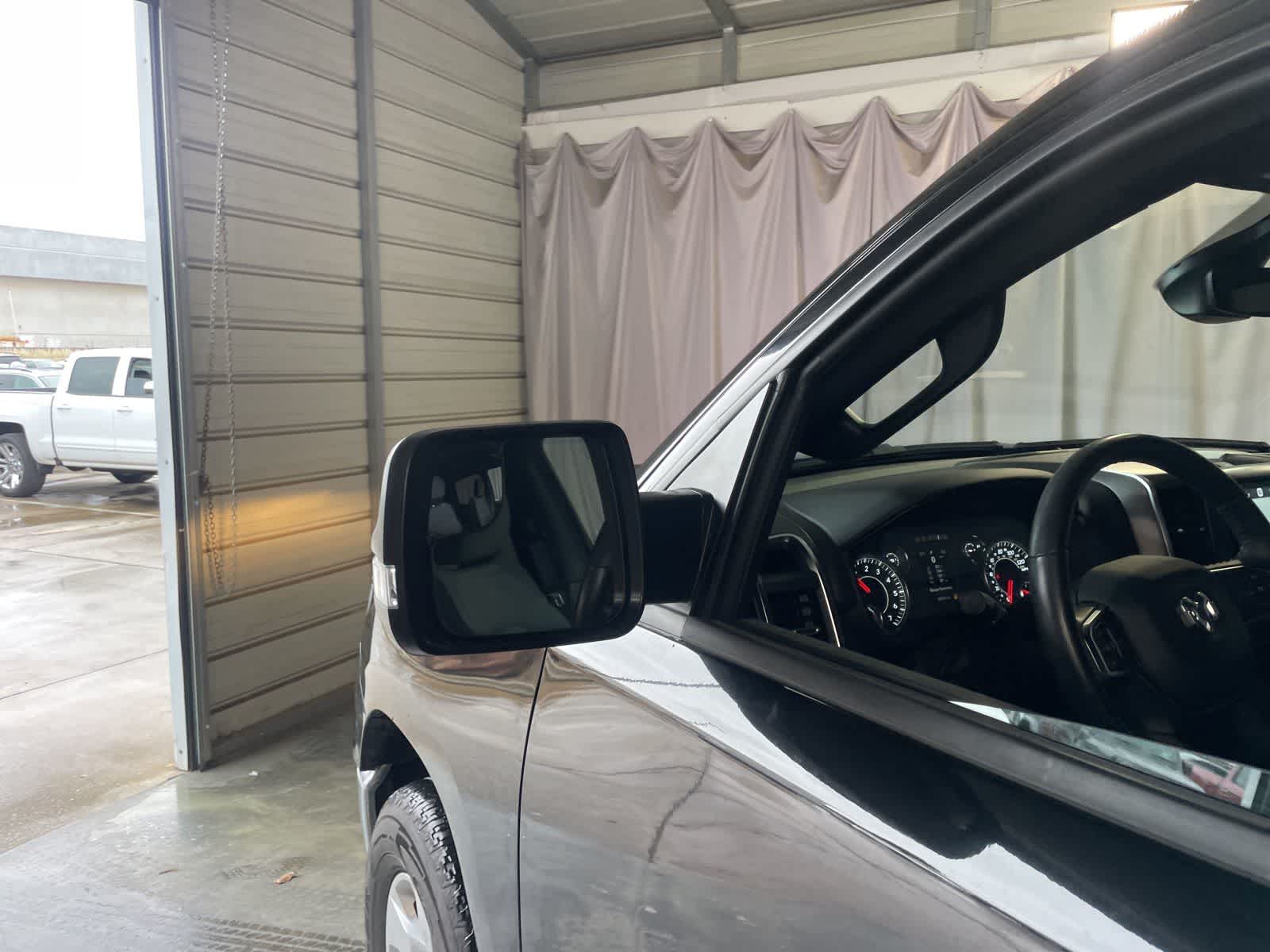 2024 Ram 1500 Big Horn/Lone Star photo 3