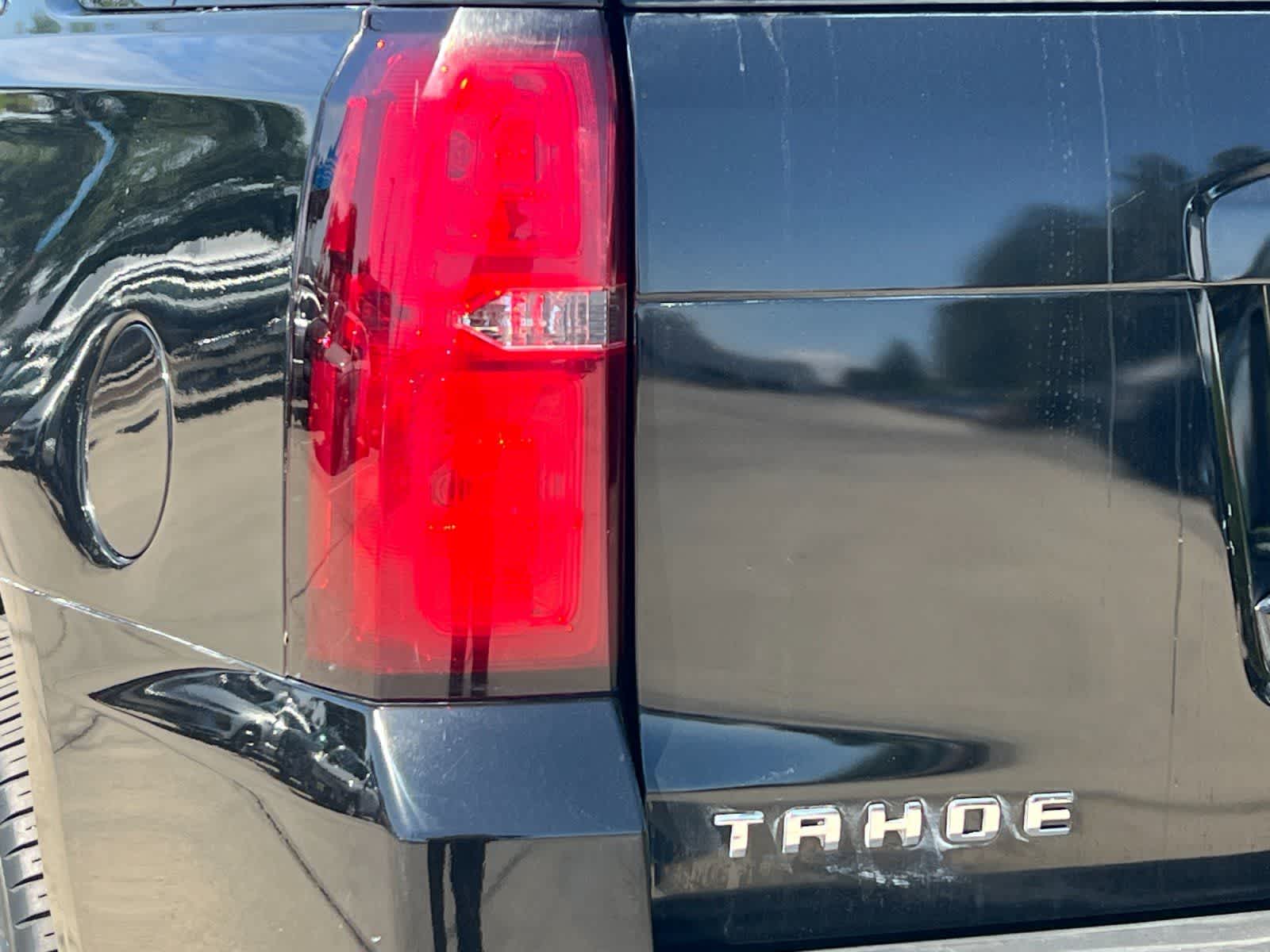 Thumbnail: 2016 Chevrolet Tahoe - 26