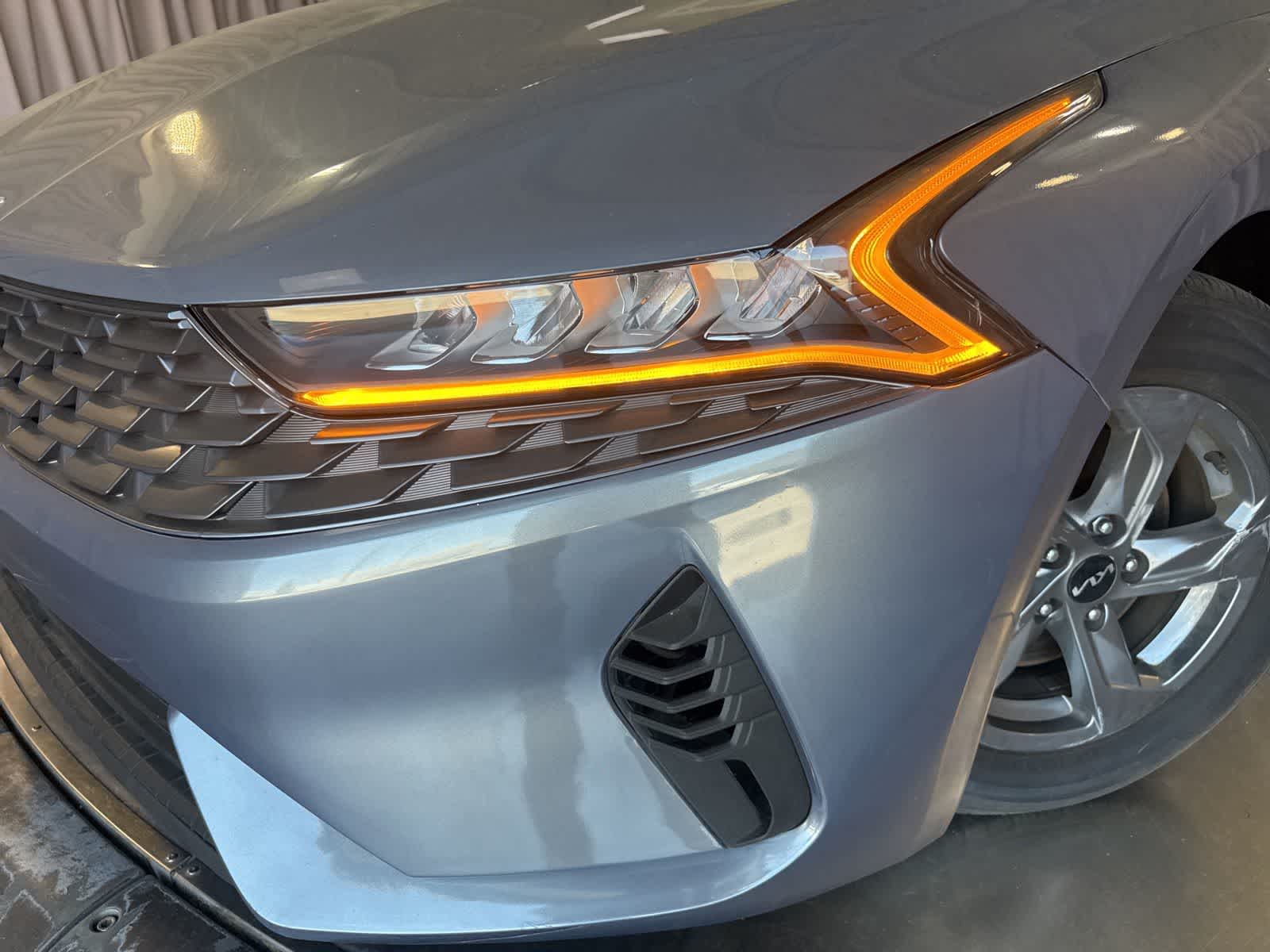 Thumbnail: 2022 Kia K5 - 8
