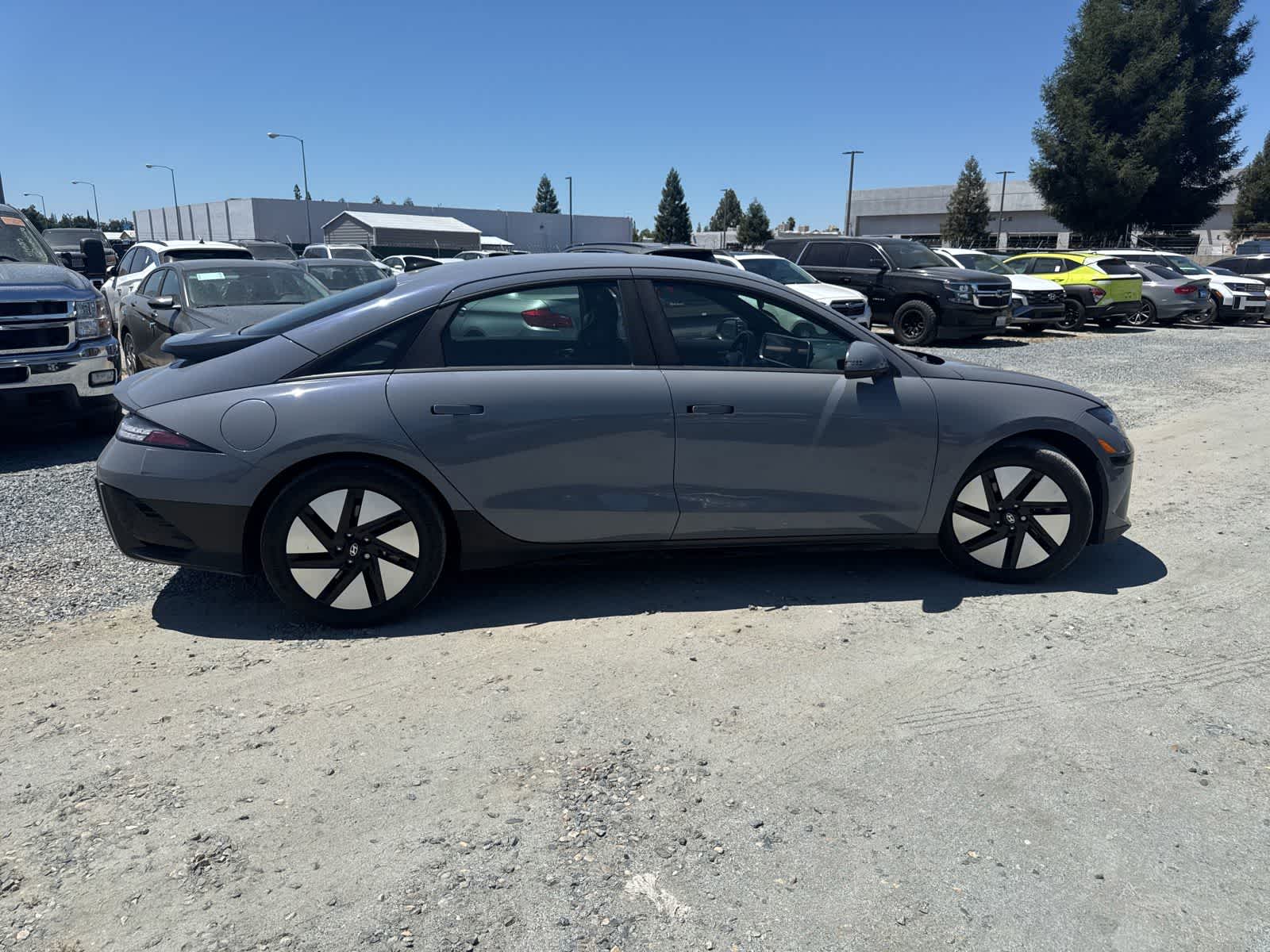 Thumbnail: 2024 Hyundai Ioniq 6 - 4