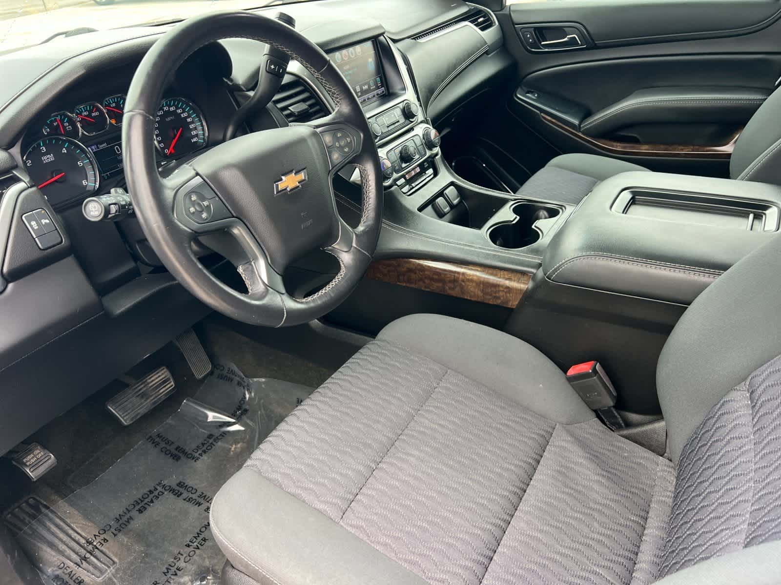 Thumbnail: 2017 Chevrolet Tahoe - 11