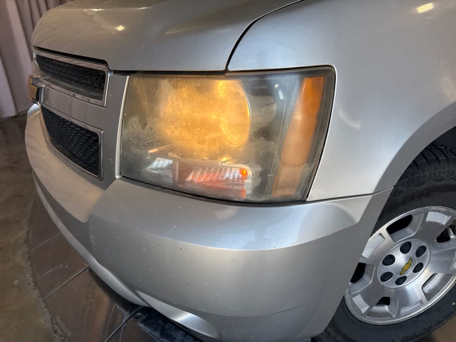 Thumbnail: 2011 Chevrolet Tahoe - 8