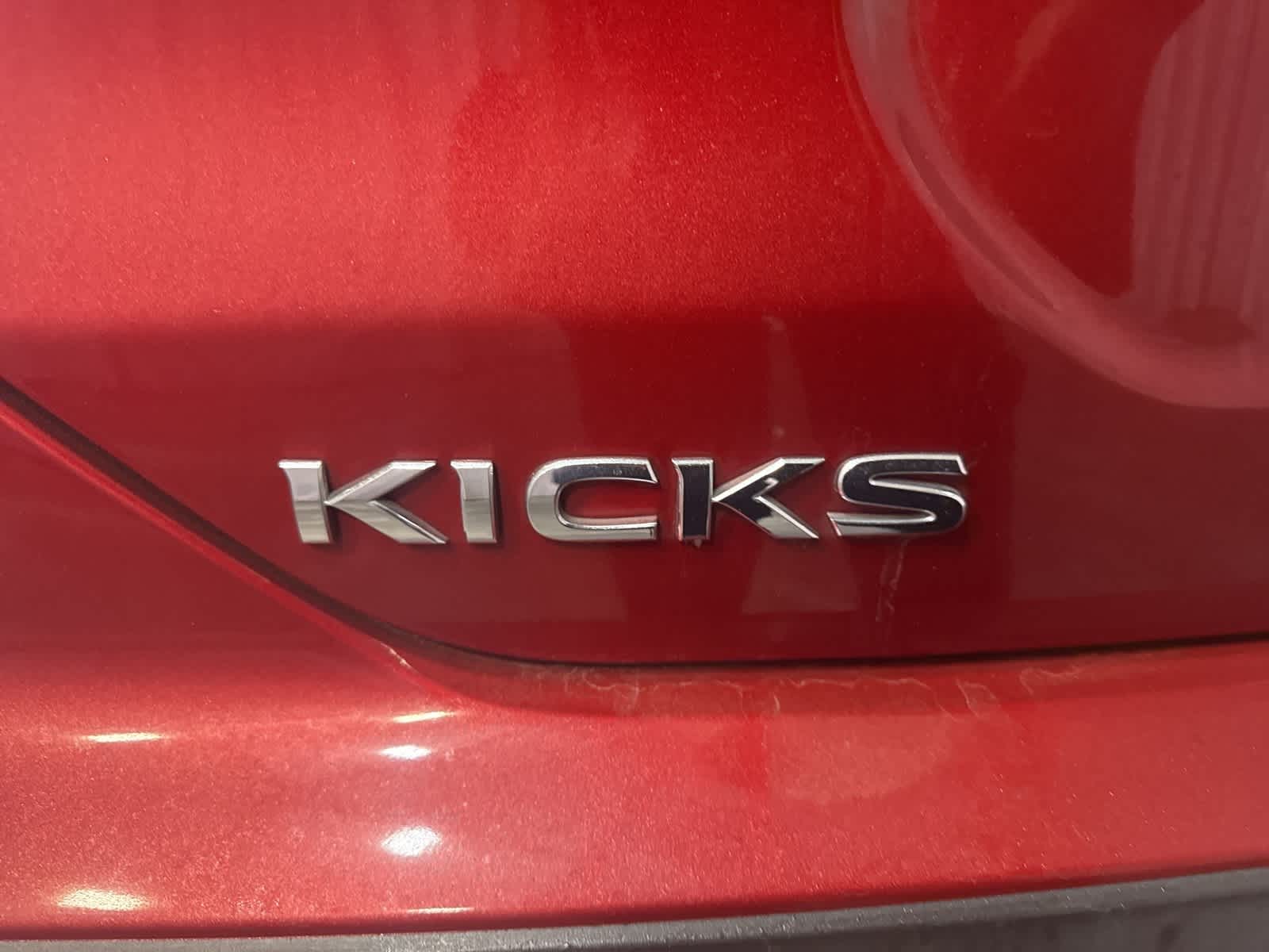 Thumbnail: 2023 Nissan Kicks - 12