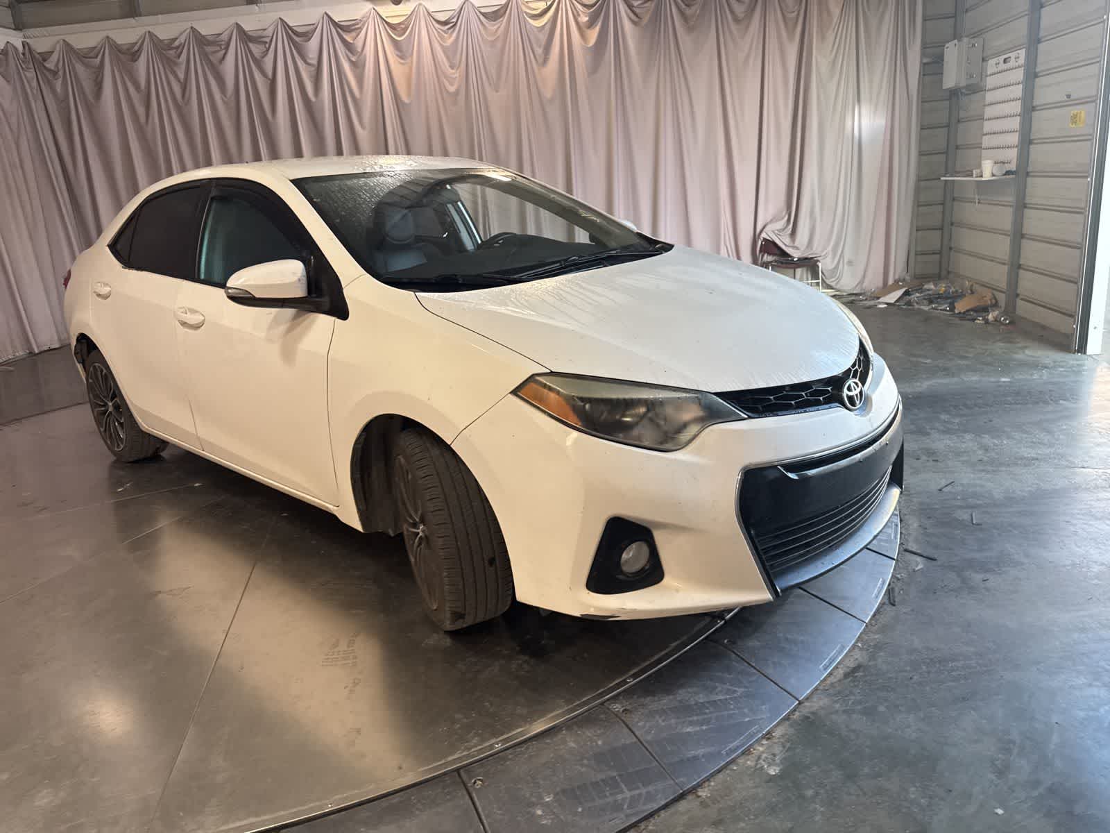 Thumbnail: 2016 Toyota Corolla - 3