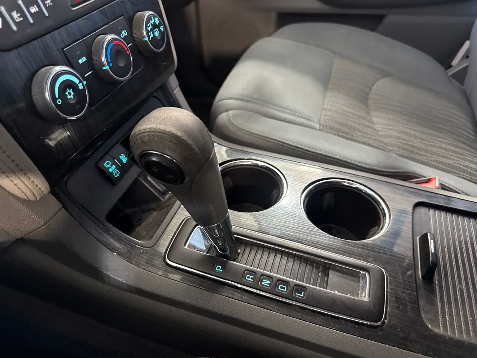 Thumbnail: 2015 Chevrolet Traverse - 29