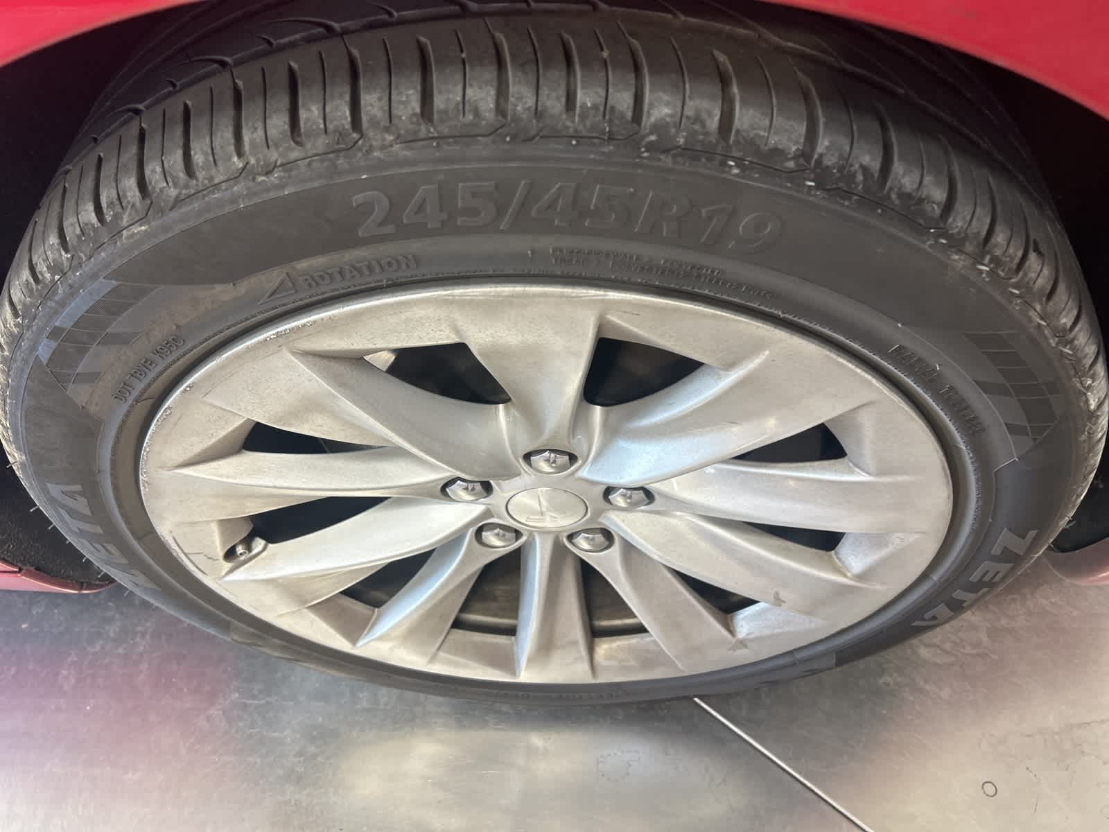 Thumbnail: 2018 Tesla Model S - 15
