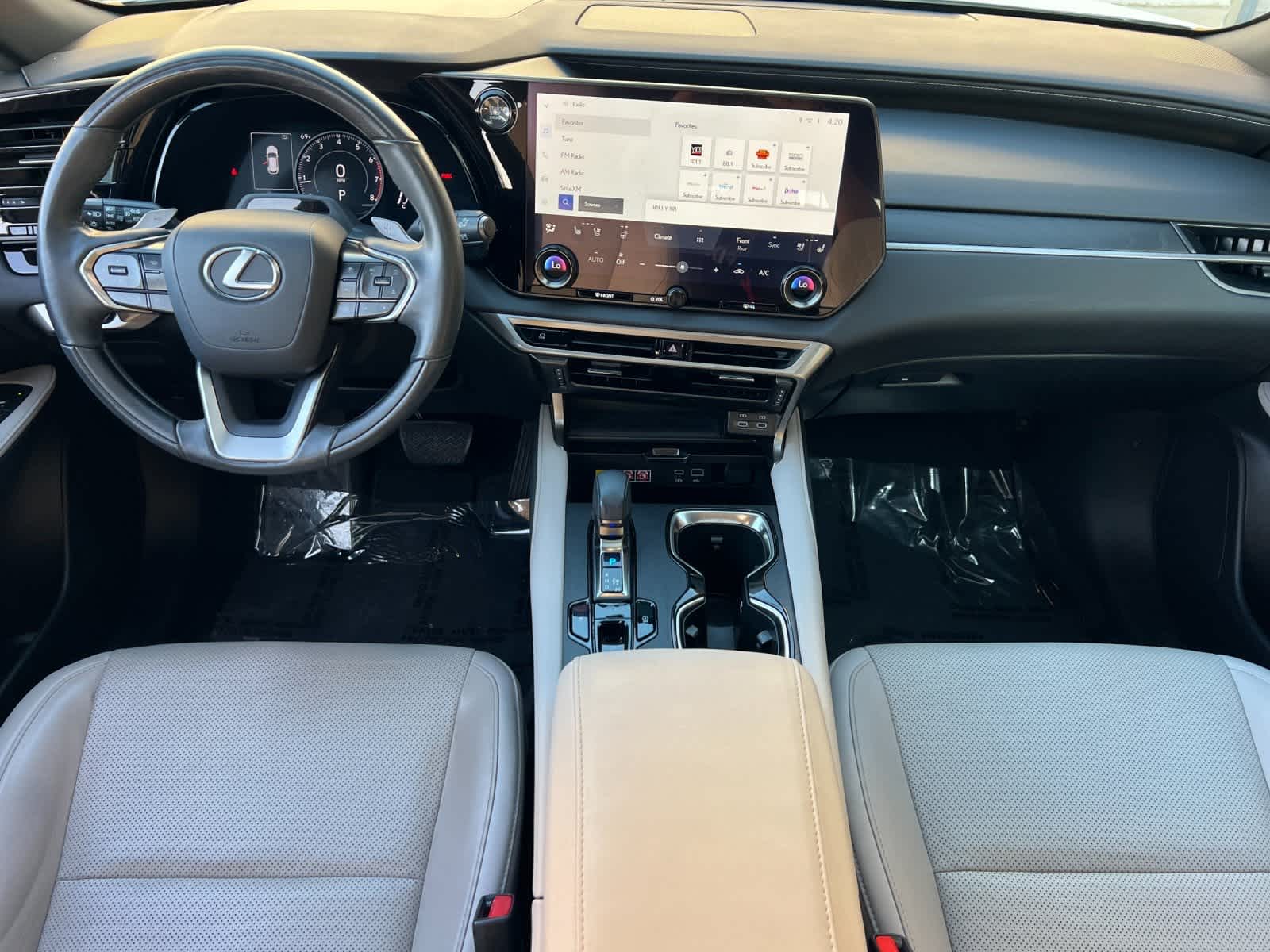 Thumbnail: 2023 Lexus RX - 3